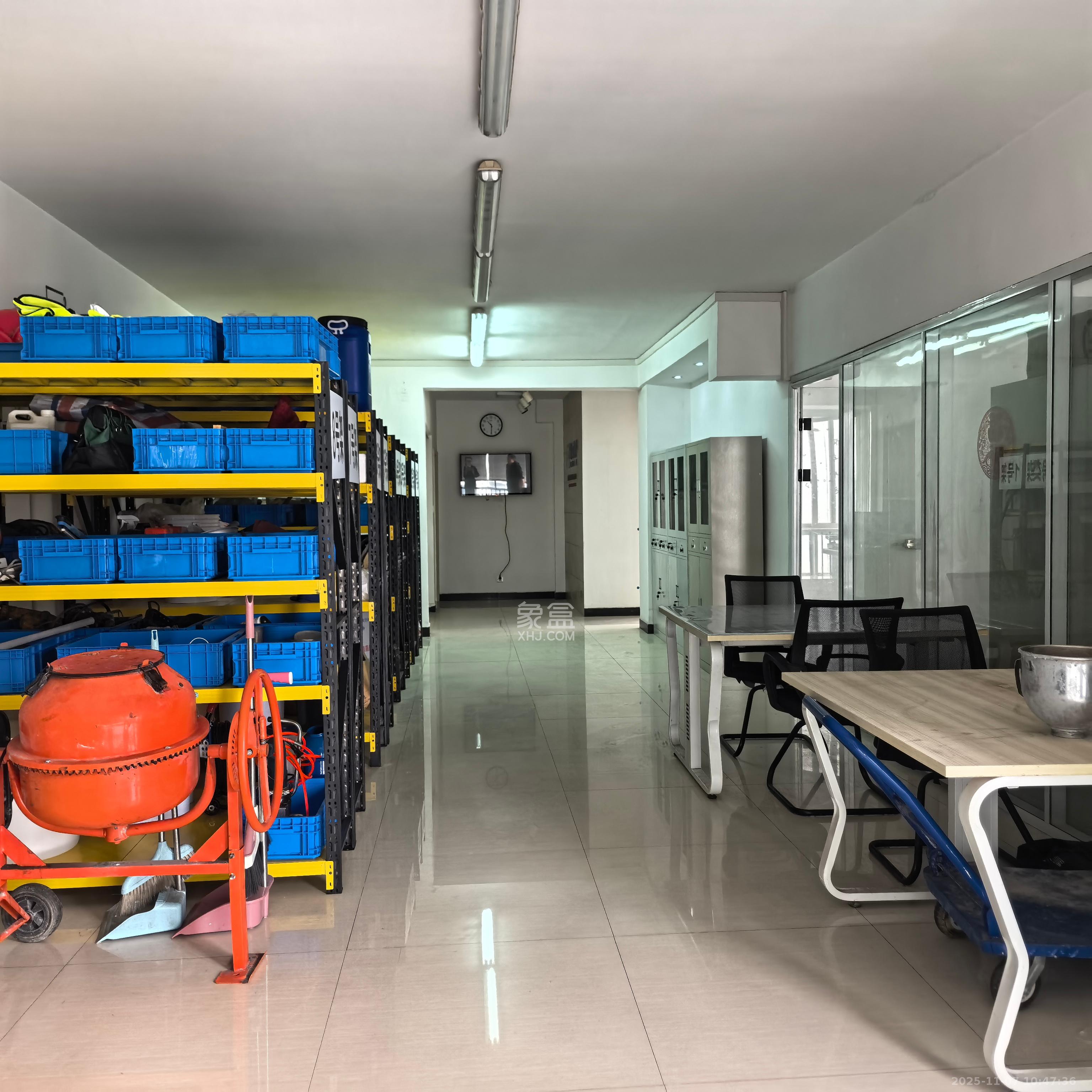 新世纪花苑  3室2厅2卫    4000.0元/月室内图