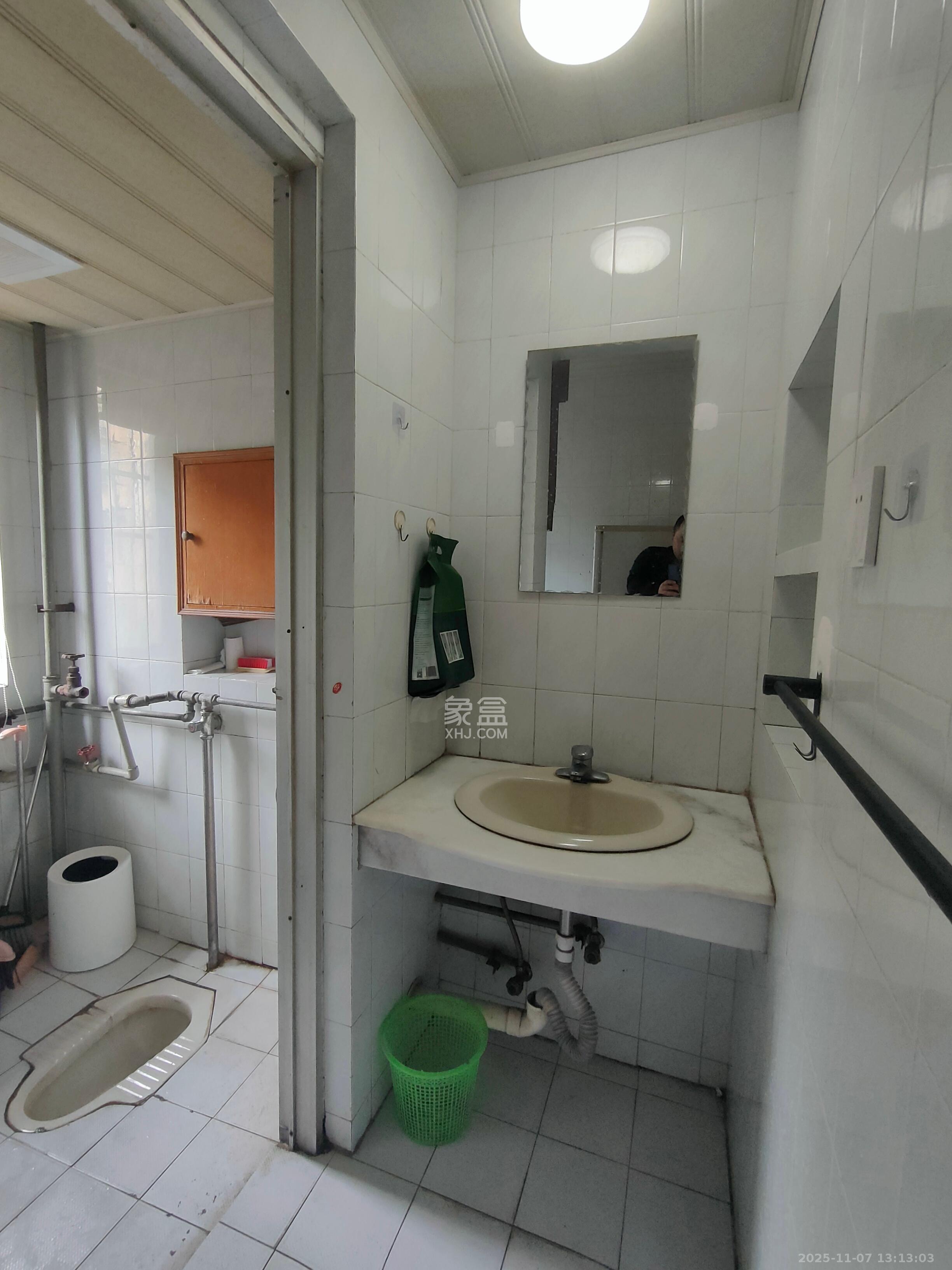 轻化公司宿舍向东南6号（产权南湖路46号）  2室2厅1卫    2000.0元/月室内图