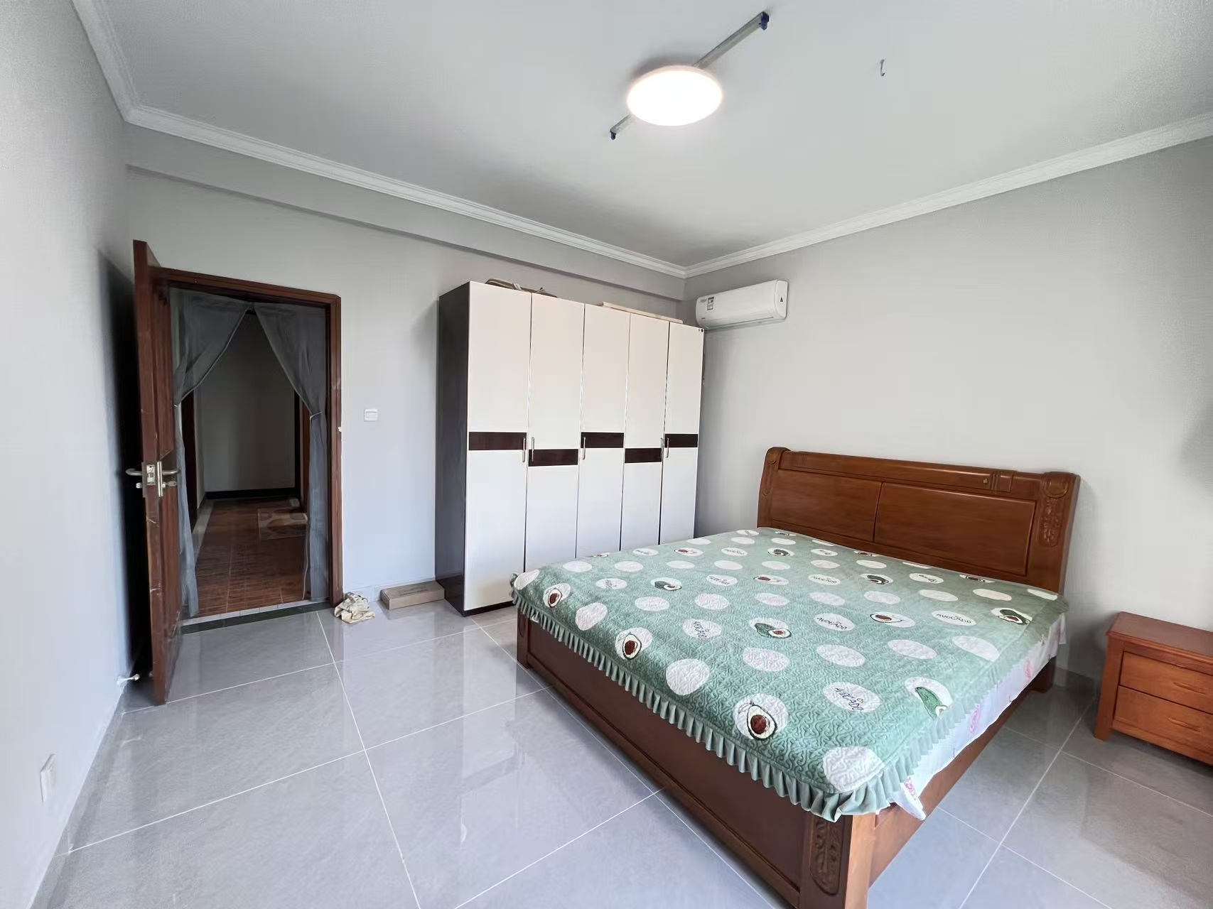 世贸雅苑  3室2厅2卫    3200.0元/月室内图