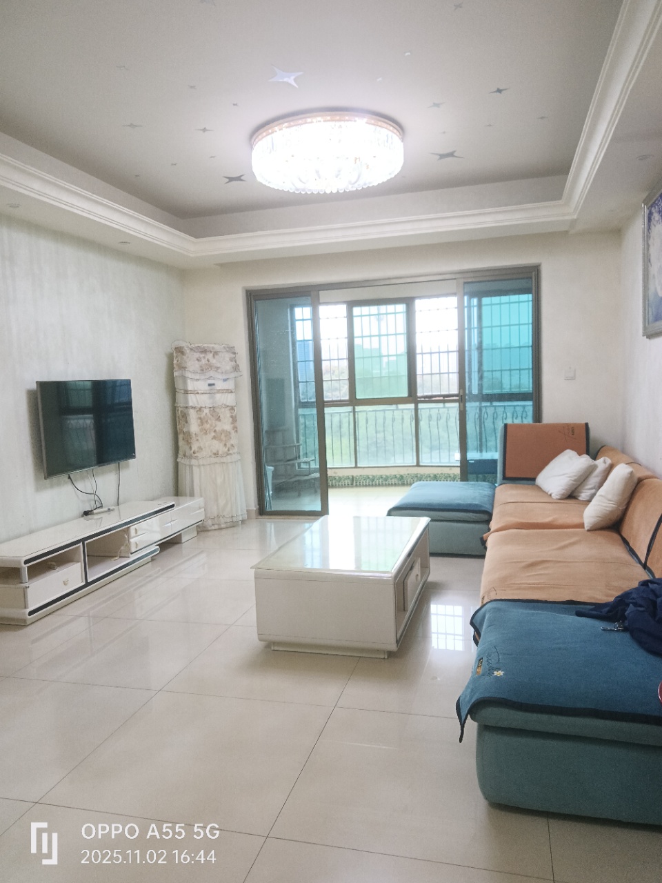 碧桂园  3室2厅2卫    1800.0元/月