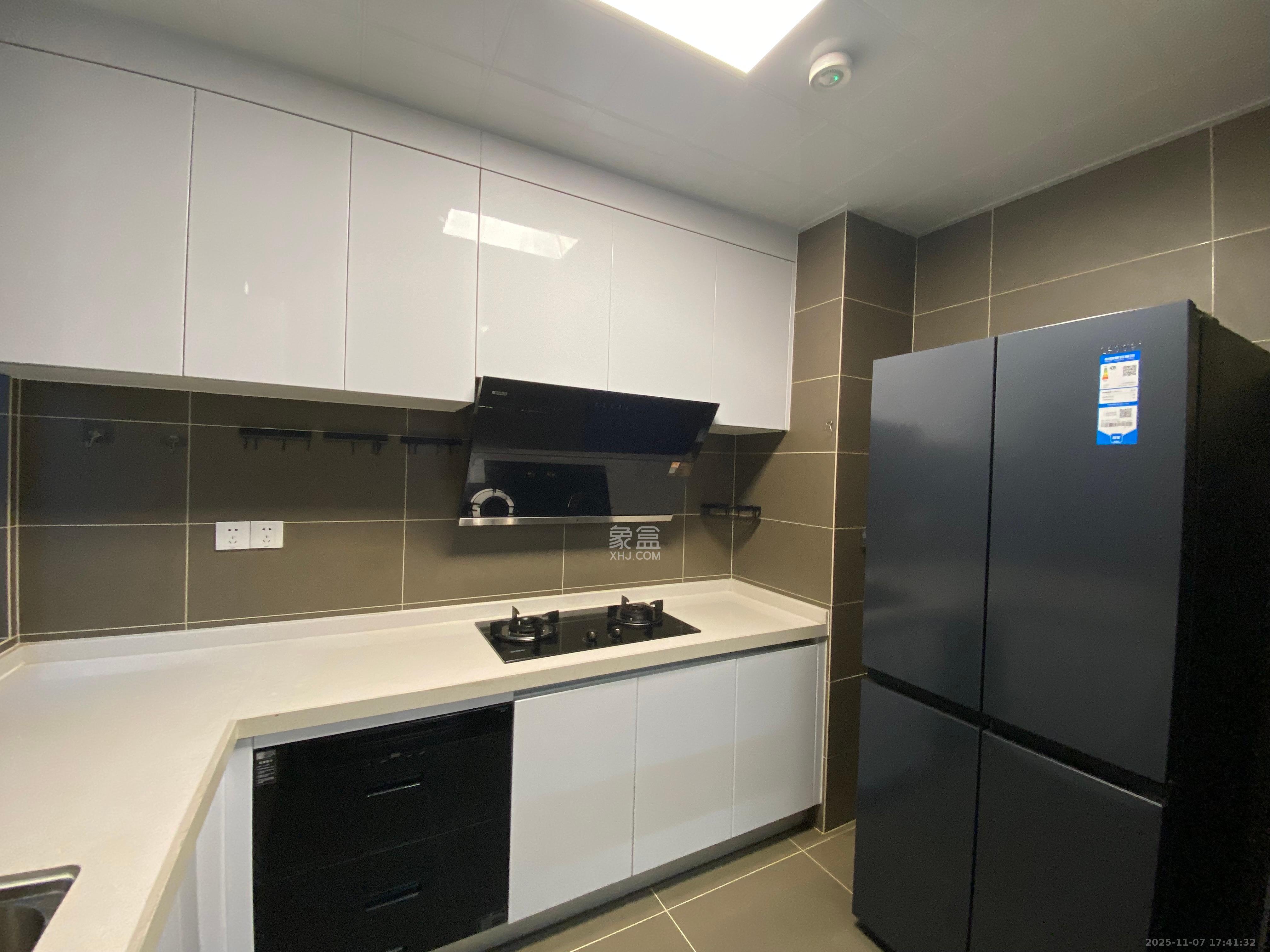 运达锦绣广场  3室2厅2卫    3600.0元/月室内图