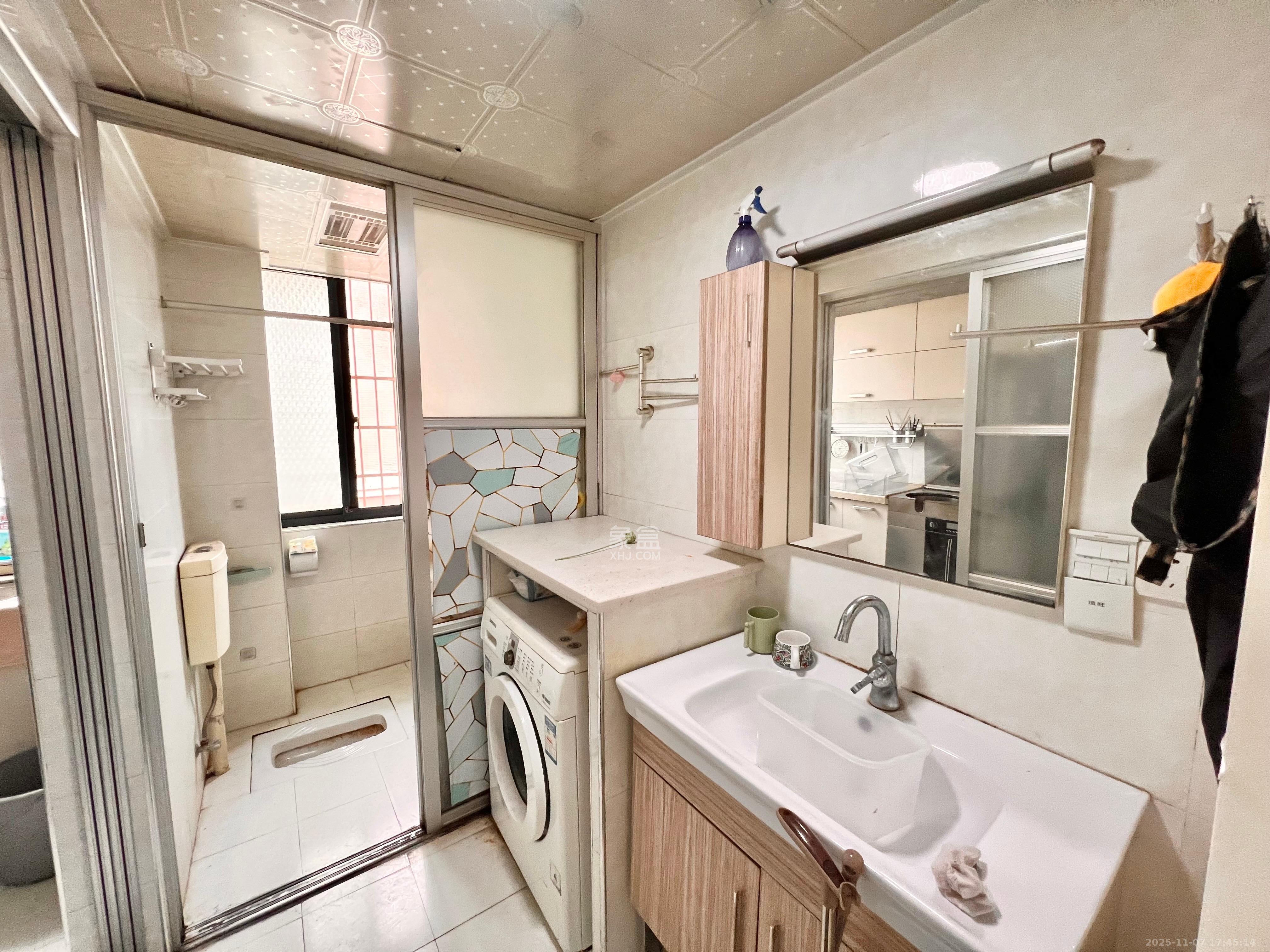 凯姆国际 2室2厅1卫 1900.0元/月 凯姆国际 2室2厅1卫 1900.0元/月室内图