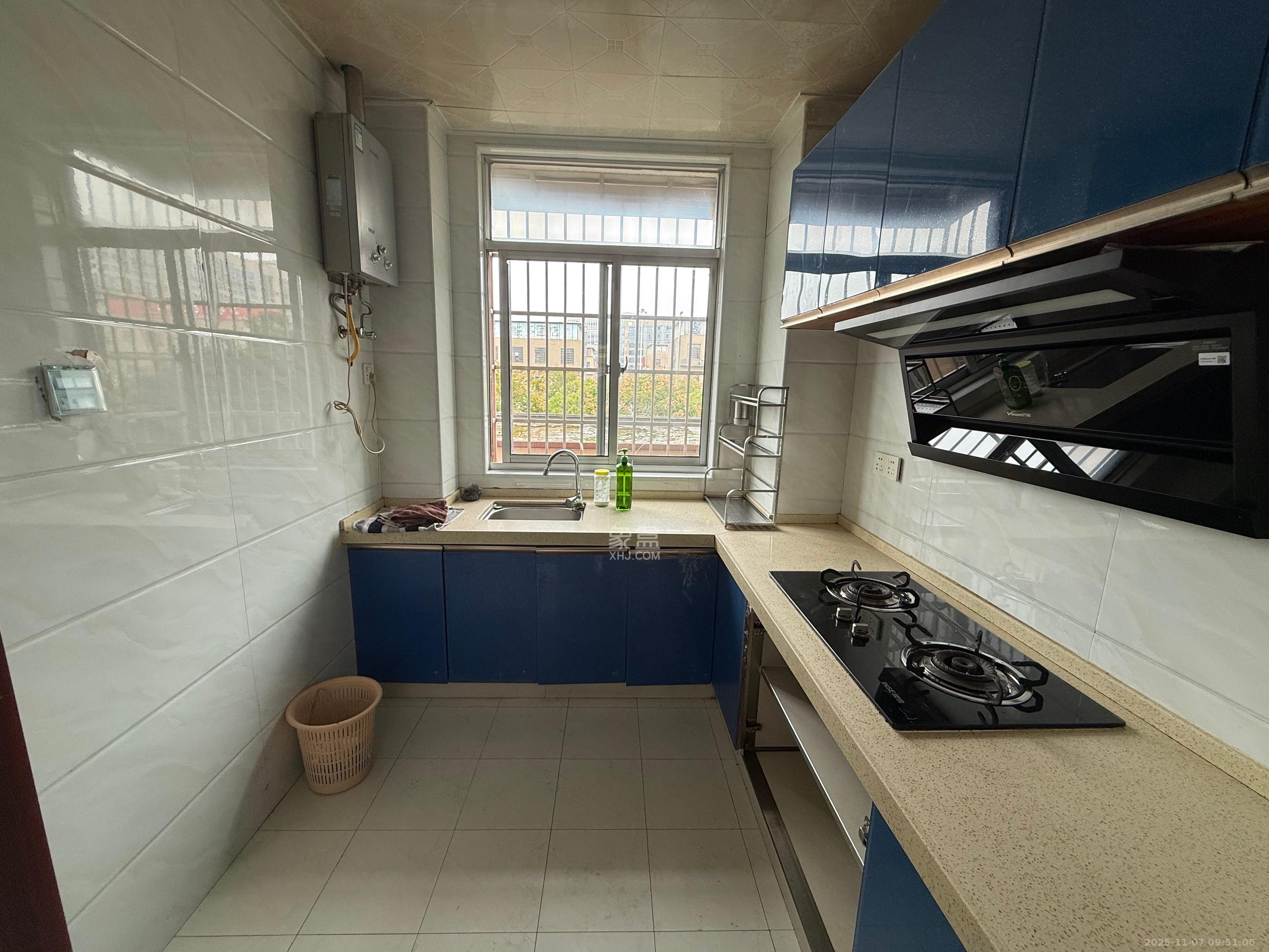 先锋新宇  2室2厅1卫    1600.0元/月室内图