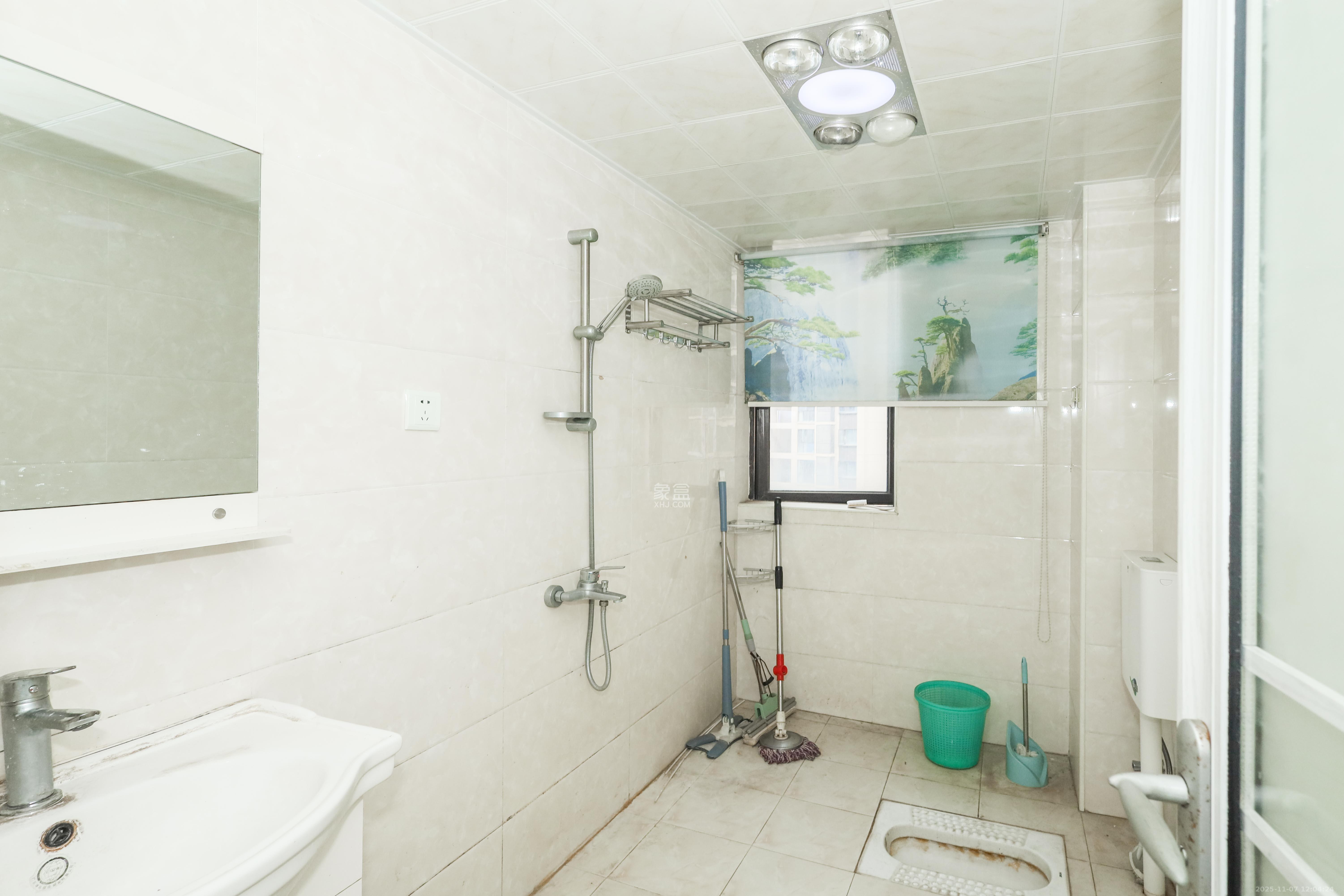 梅溪鑫苑名家 3室2厅2卫 95.0万 梅溪鑫苑名家 3室2厅2卫 95.0万卫生间