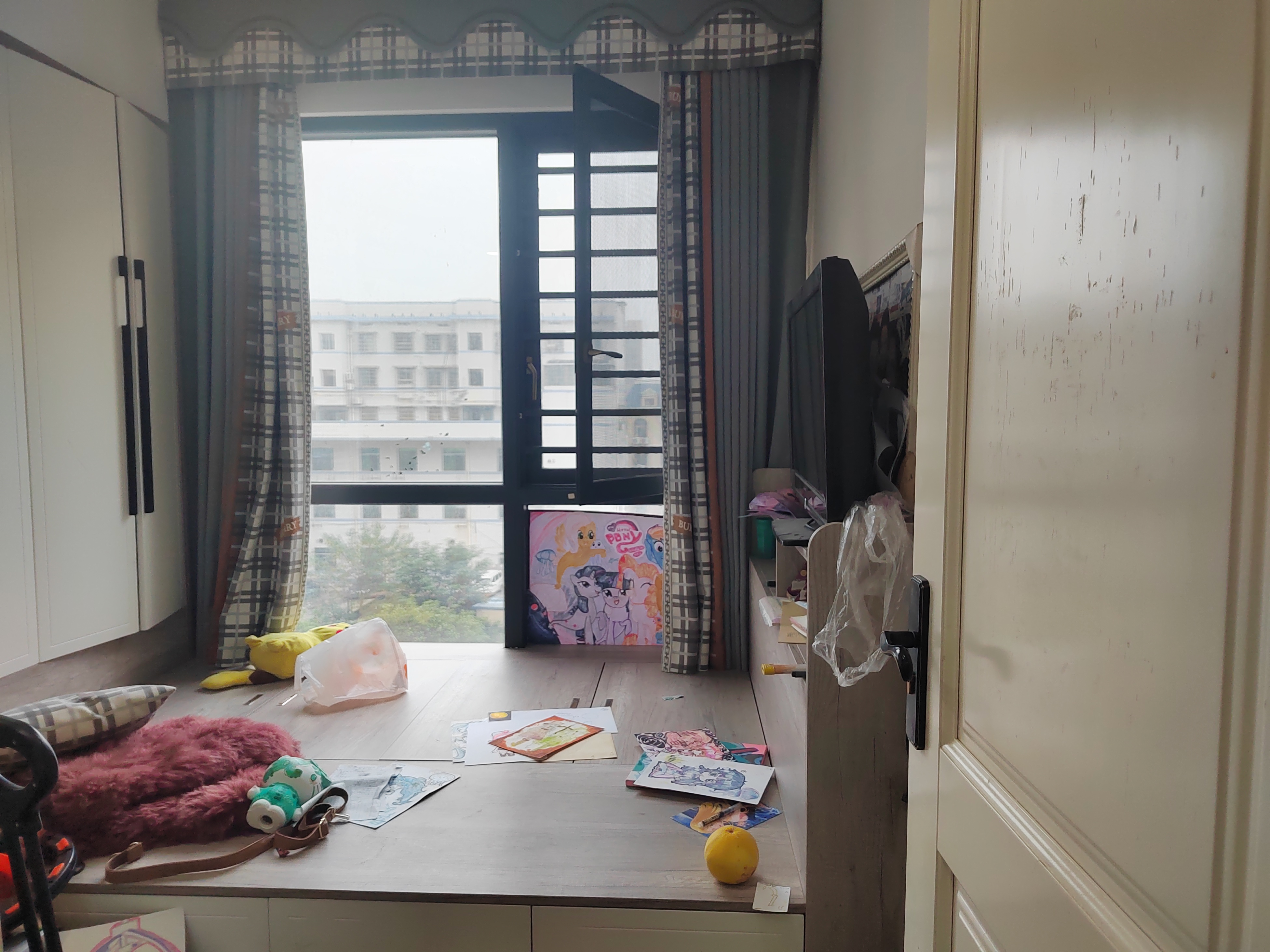 益阳印象  4室2厅2卫    118.0万室内图