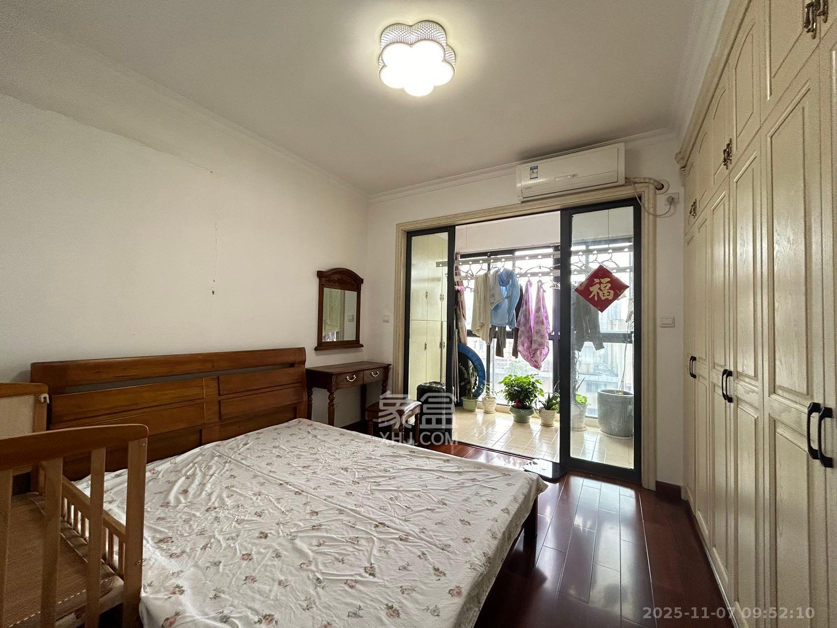 钱隆首府(福晟御园)  2室1厅2卫    3200.0元/月室内图