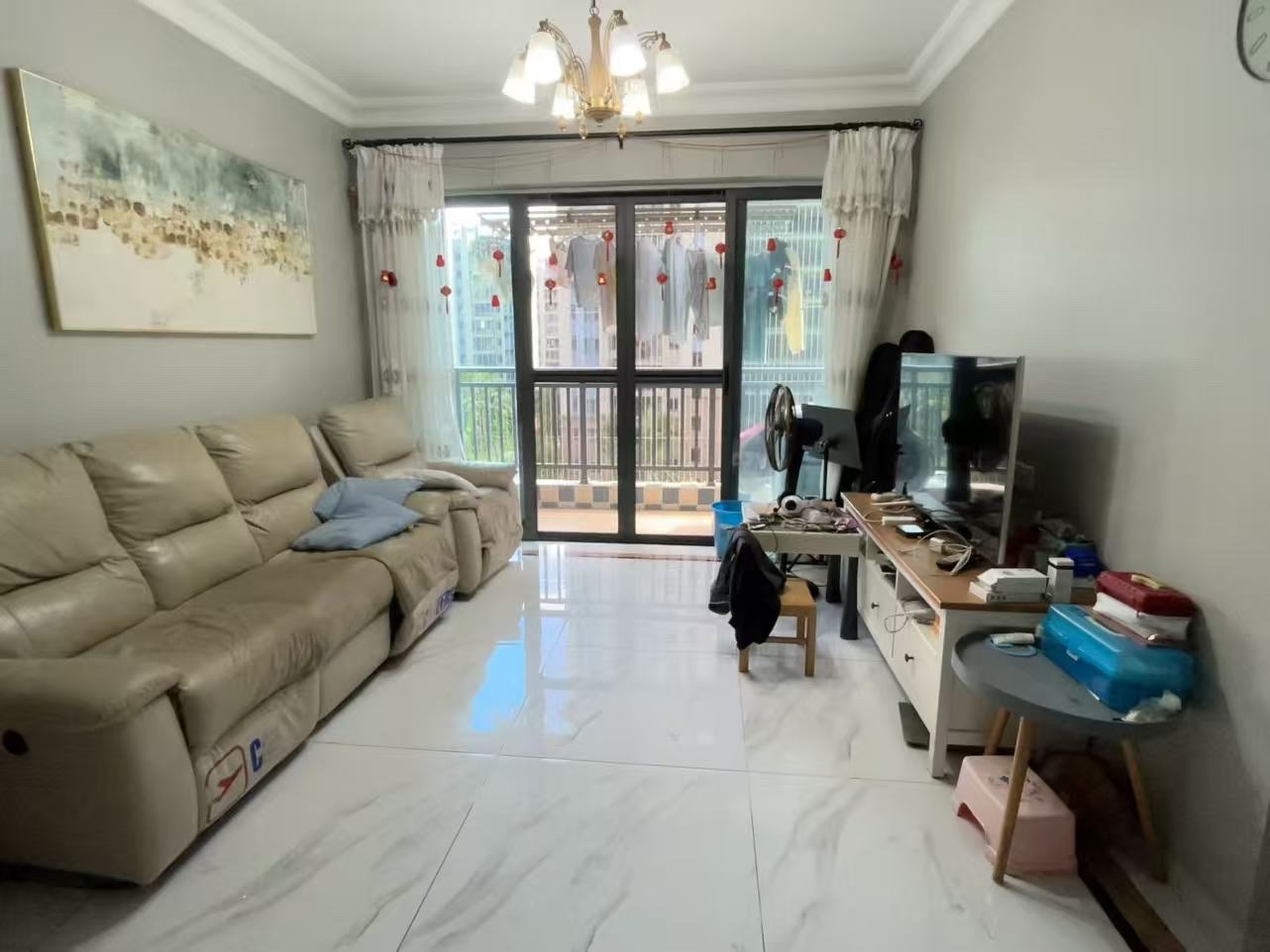 碧桂园一、二期（中央首府）  3室2厅2卫    145.0万