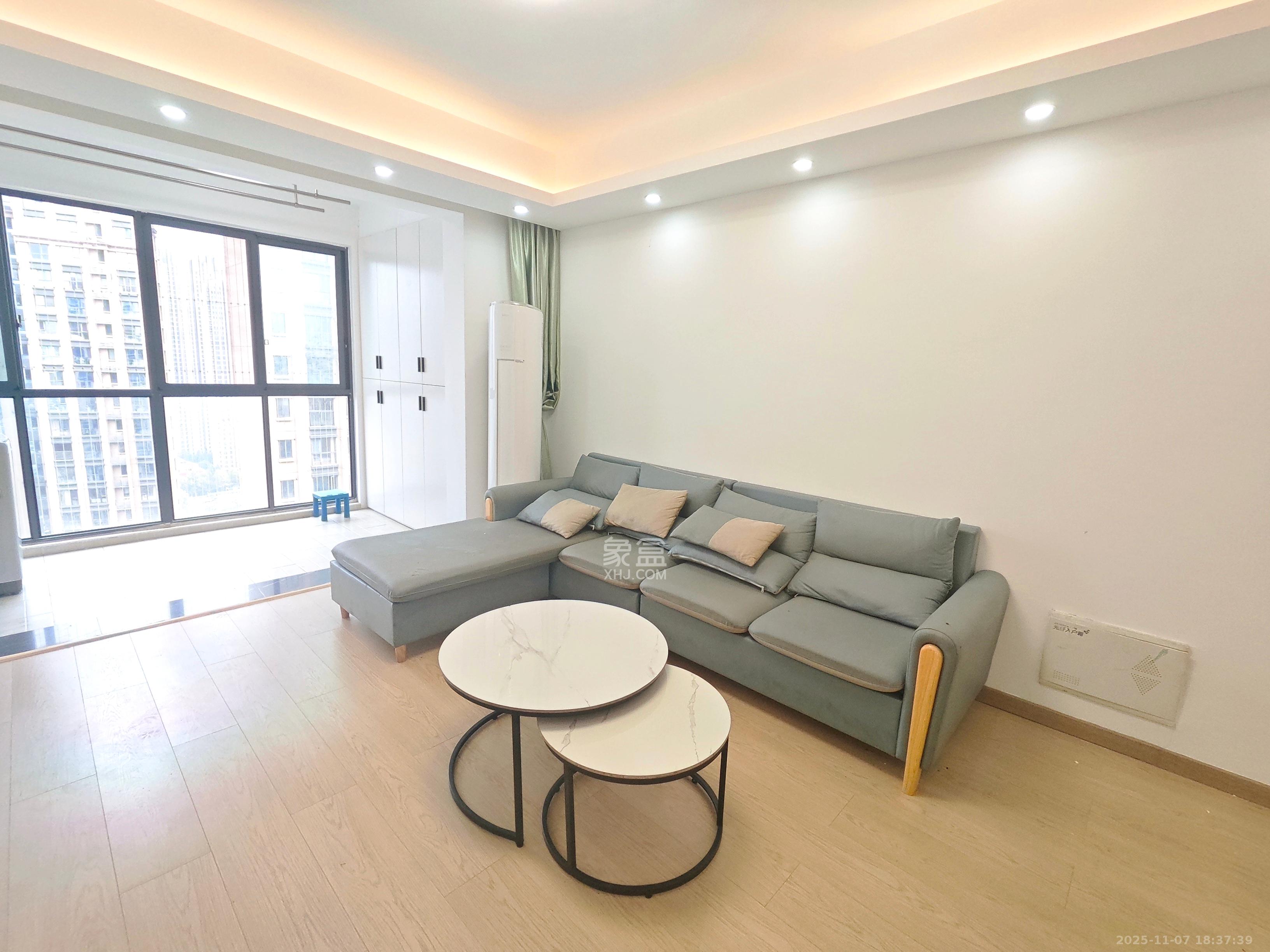 振业城二期 1室2厅2卫 3200.0元/月 振业城二期 1室2厅2卫 3200.0元/月室内图