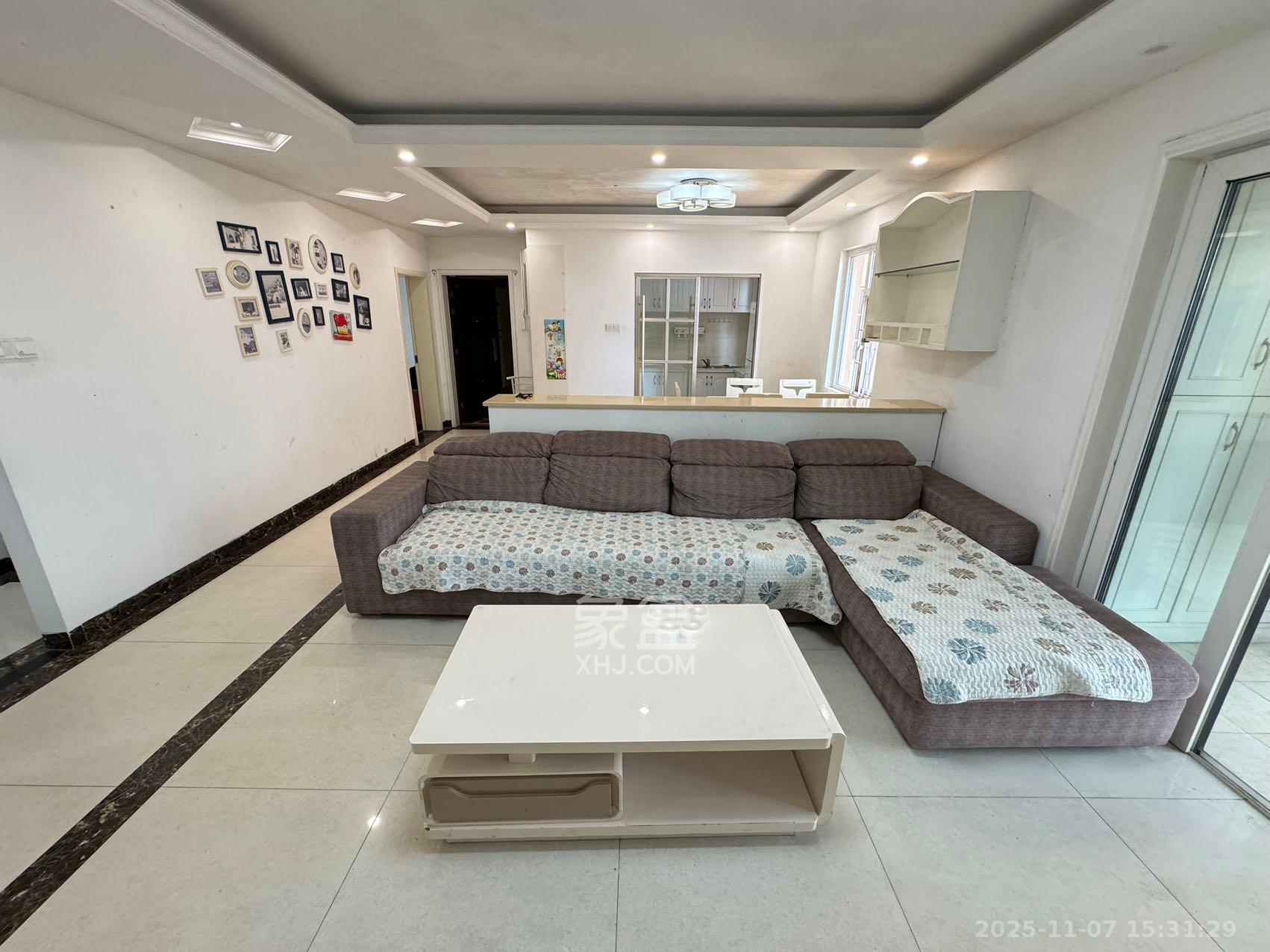 米兰春天 4室2厅2卫 2200.0元/月 米兰春天 4室2厅2卫 2200.0元/月室内图