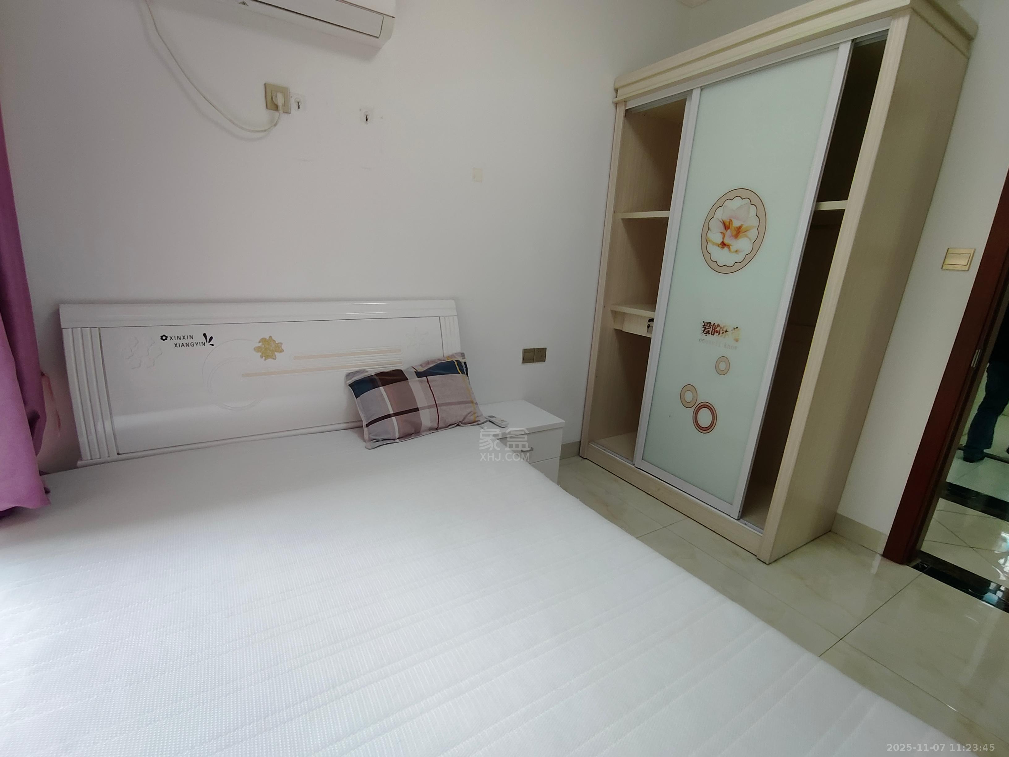 奥园广场 3室2厅2卫 2200.0元/月 奥园广场 3室2厅2卫 2200.0元/月室内图