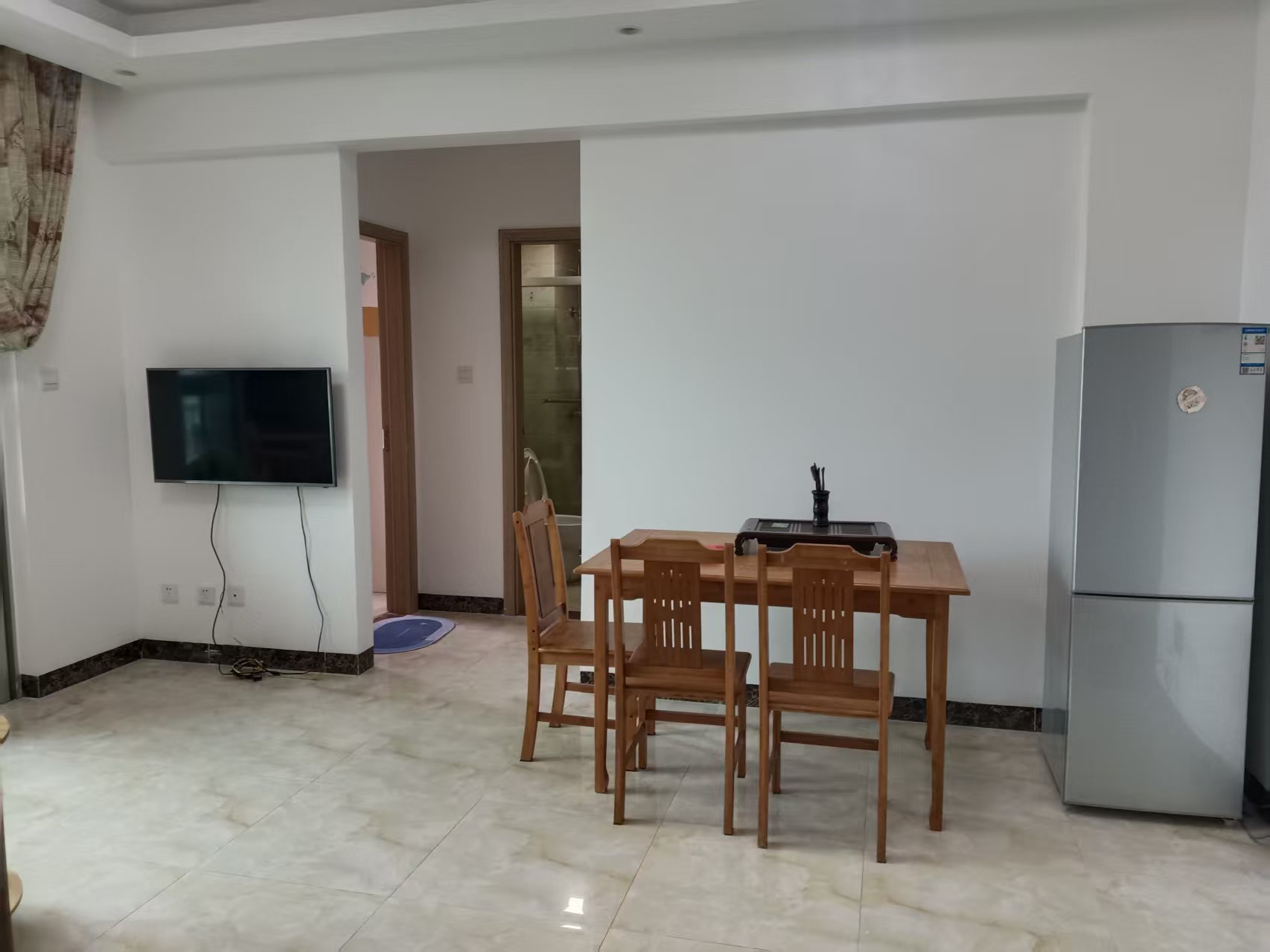 福秀小区  2室2厅1卫    2000.0元/月室内图