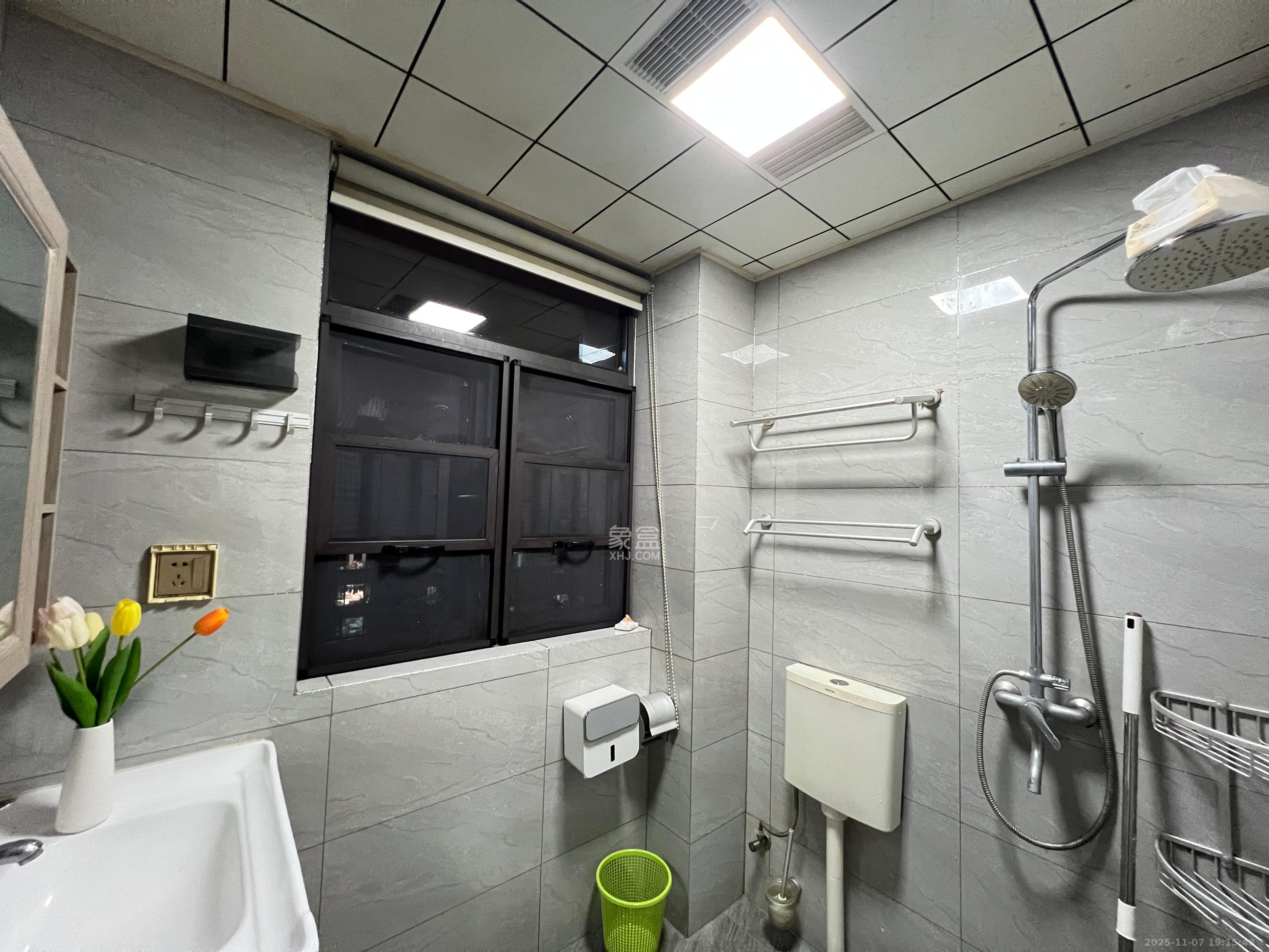 嘉雨兴园 2室1厅1卫 2800.0元/月 嘉雨兴园 2室1厅1卫 2800.0元/月室内图