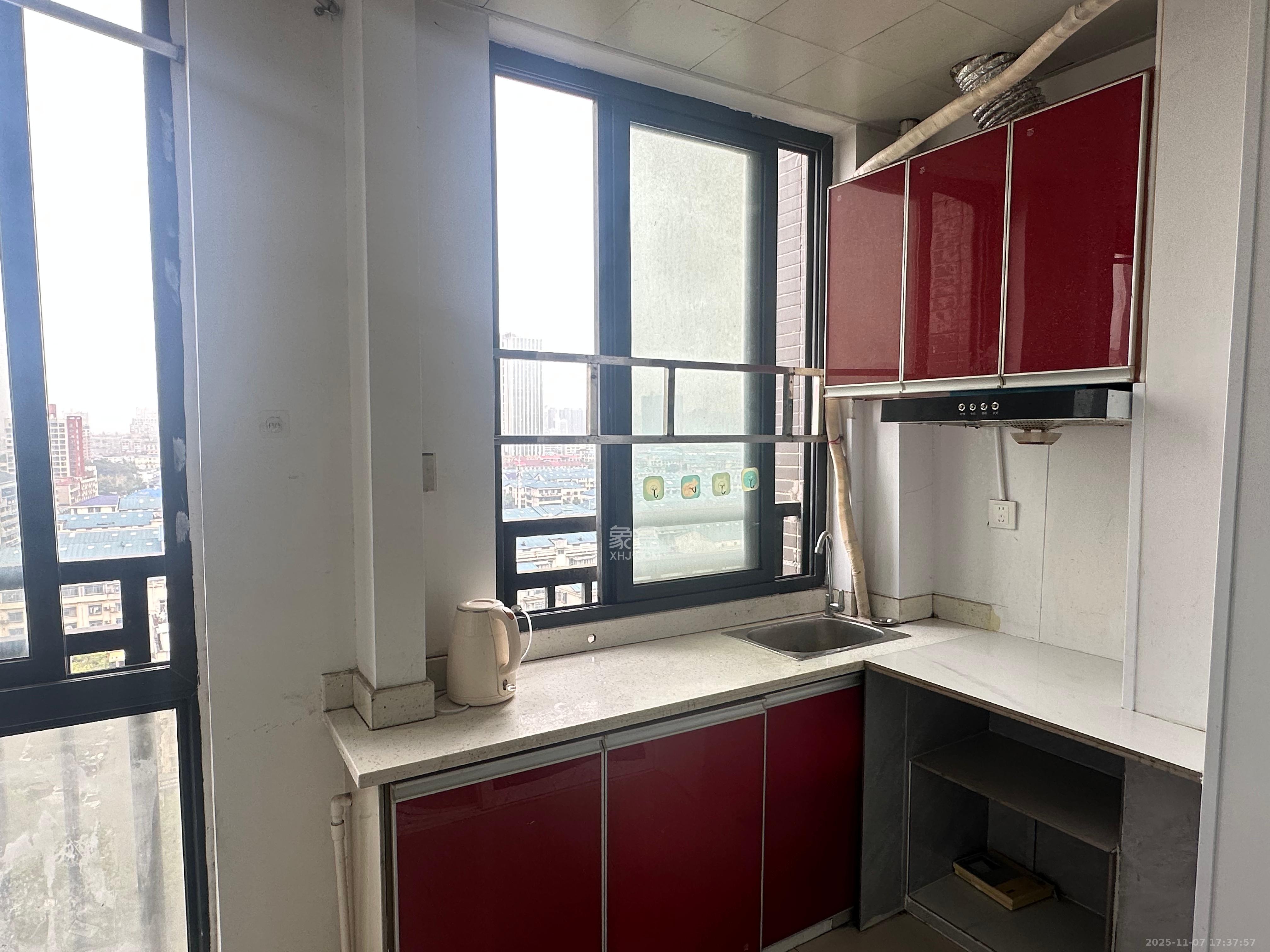 尚都花园城 1室0厅0卫 1050.0元/月 尚都花园城 1室0厅0卫 1050.0元/月室内图