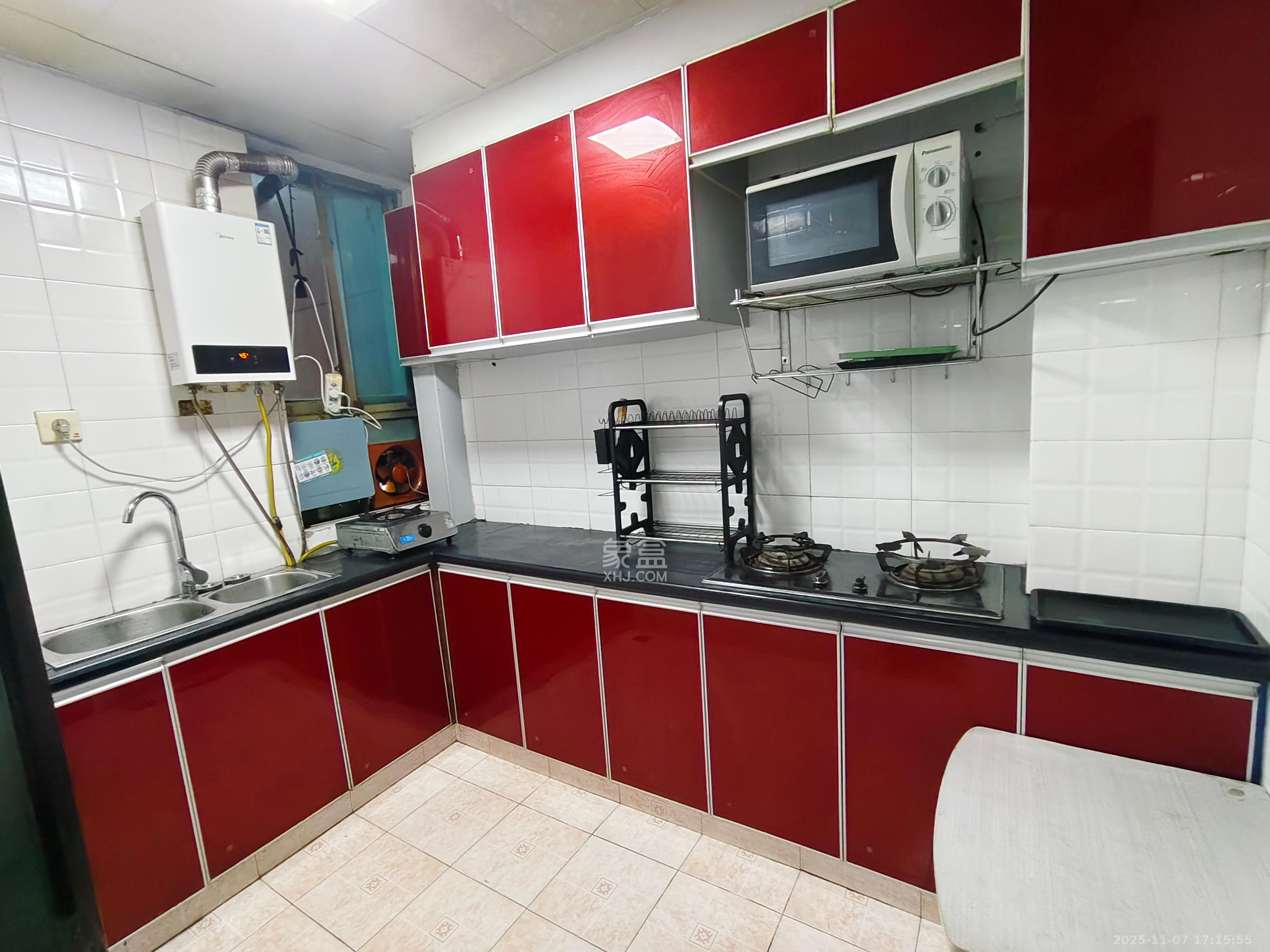 阳明山庄 3室2厅1卫 2000.0元/月 阳明山庄 3室2厅1卫 2000.0元/月室内图