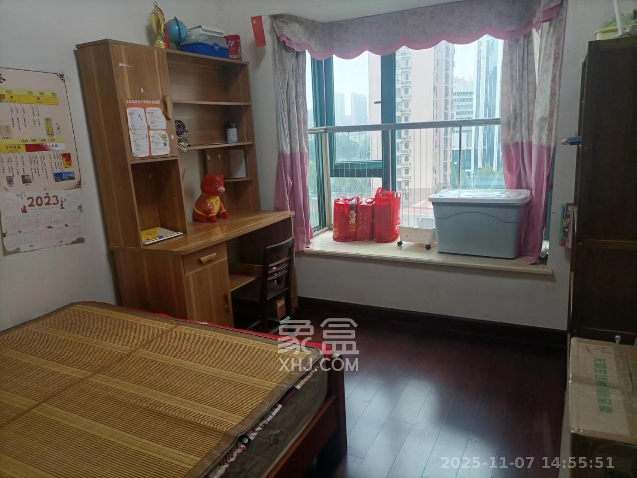 恒大城 3室2厅2卫 2100.0元/月 恒大城 3室2厅2卫 2100.0元/月室内图