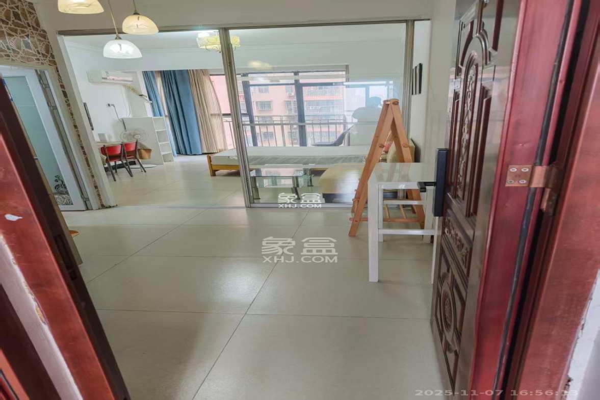 金领家族 1室1厅1卫 1280.0元/月 金领家族 1室1厅1卫 1280.0元/月室内图