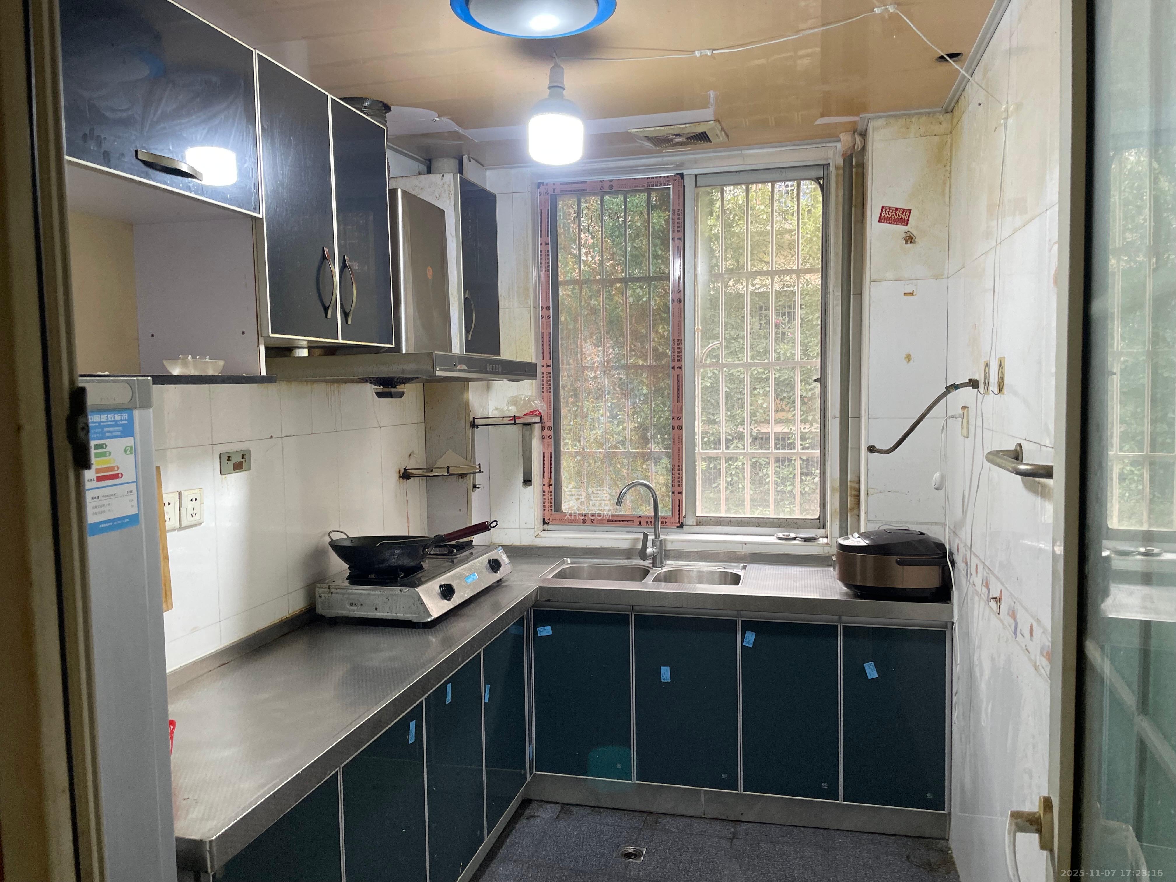 佳园星城 2室2厅1卫 1700.0元/月 佳园星城 2室2厅1卫 1700.0元/月室内图