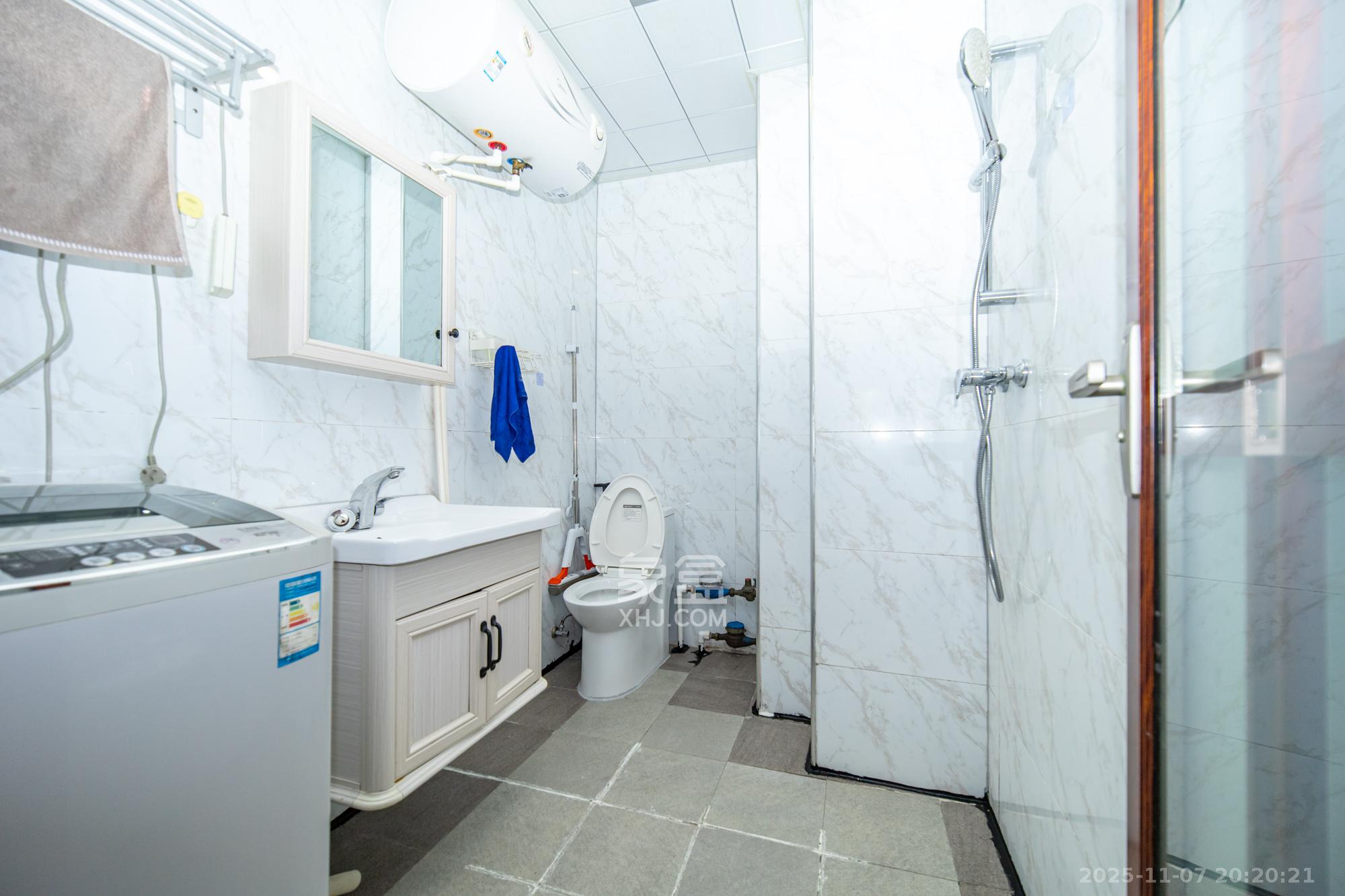 明城公寓  1室1厅1卫    19.8万卫生间