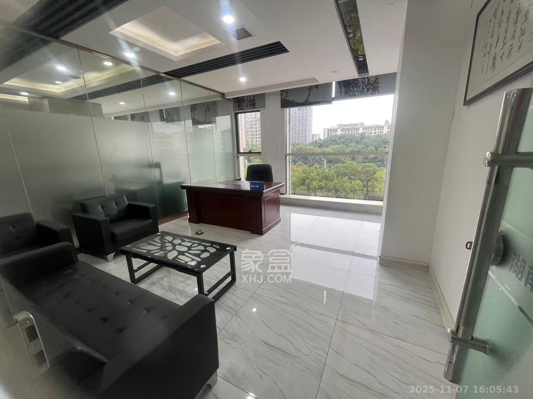 融科东南海   1200.0㎡      45000.0元/月室内图