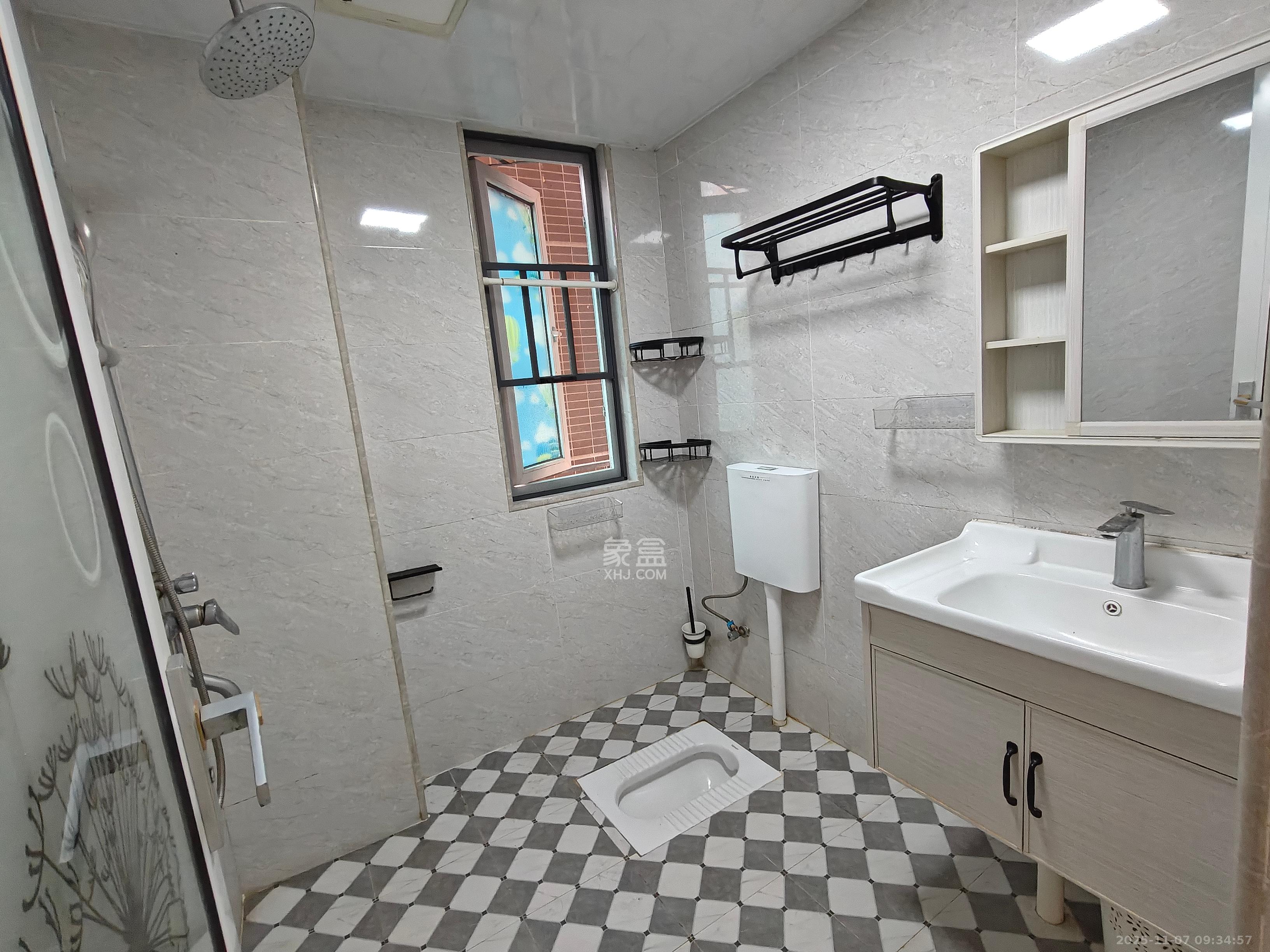 海伦春天 3室2厅1卫 2000.0元/月 海伦春天 3室2厅1卫 2000.0元/月室内图