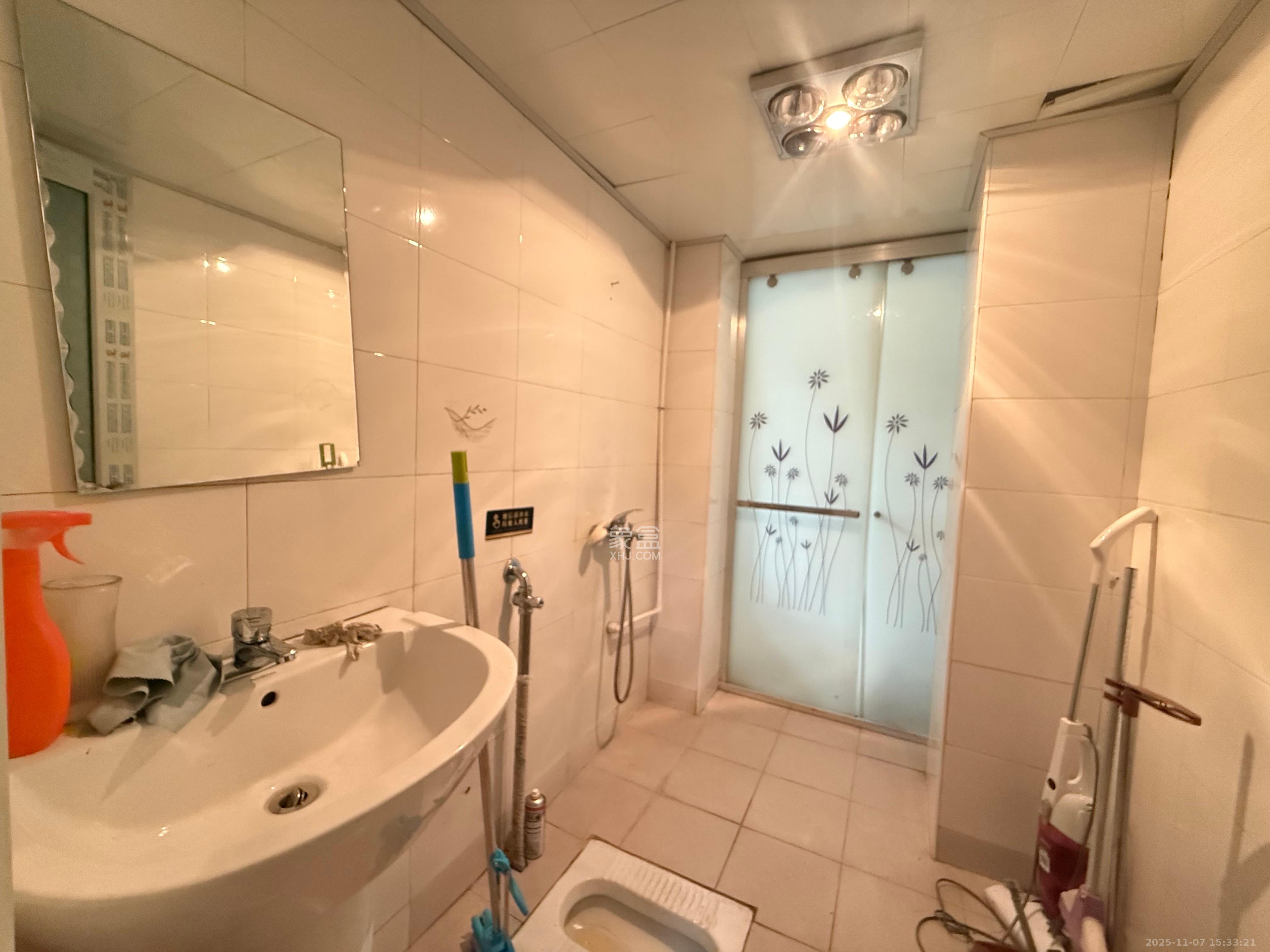 星蓝湾 3室2厅2卫 3000.0元/月 星蓝湾 3室2厅2卫 3000.0元/月室内图