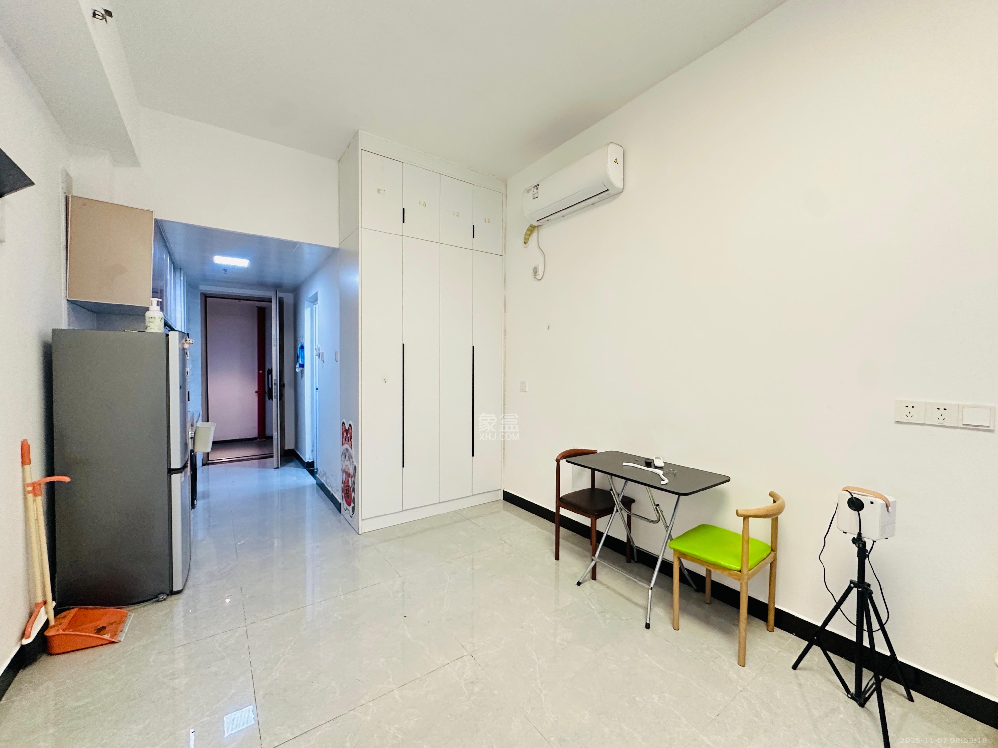 新力铂园（江山云著）  1室1厅1卫    1550.0元/月室内图