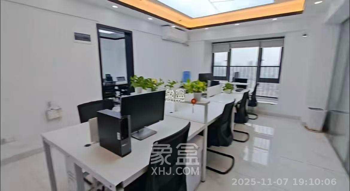 复地星光天地 3室1厅1卫 4800.0元/月 复地星光天地 3室1厅1卫 4800.0元/月室内图