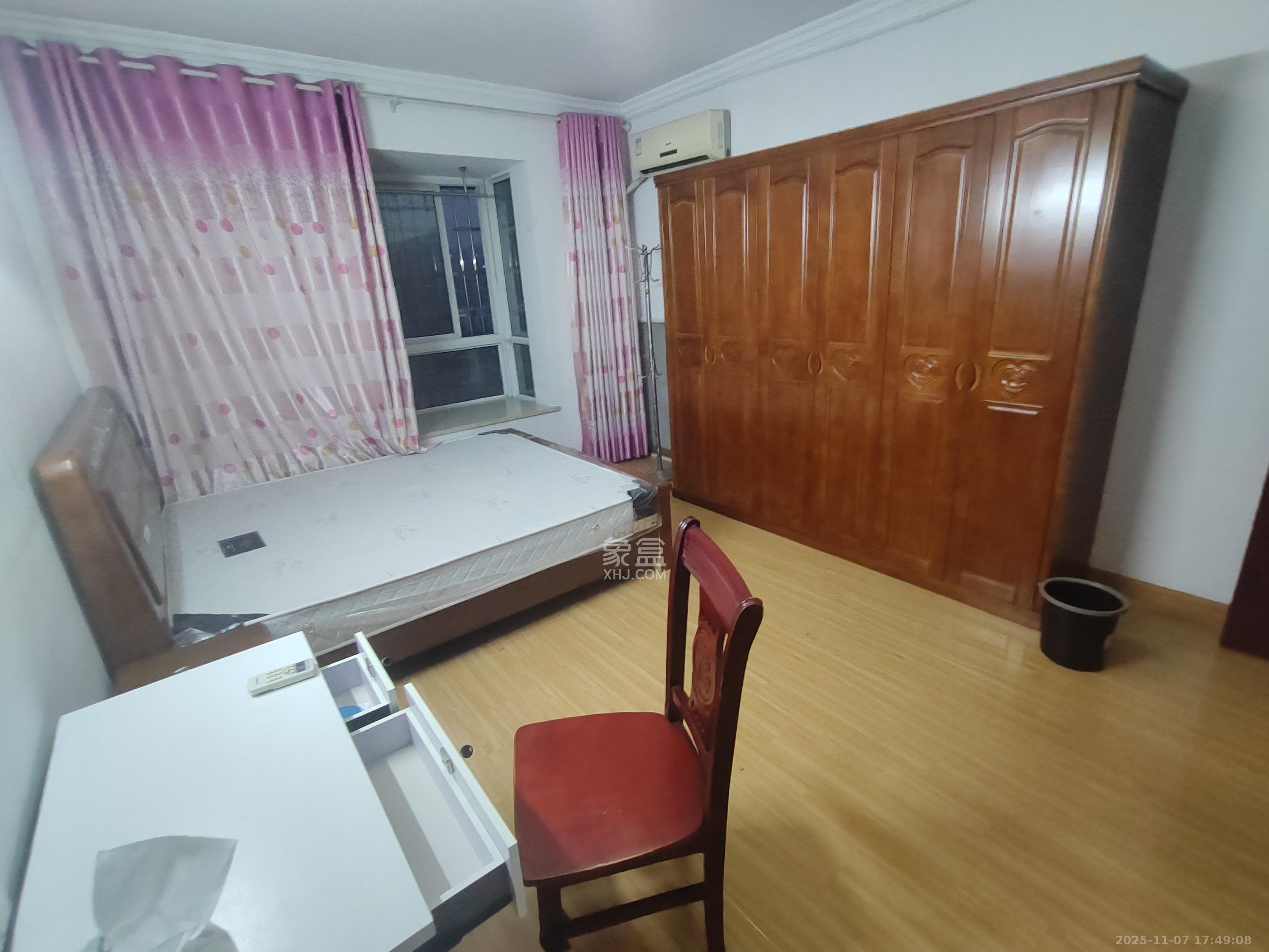 和沁园  1室0厅0卫    900.0元/月室内图