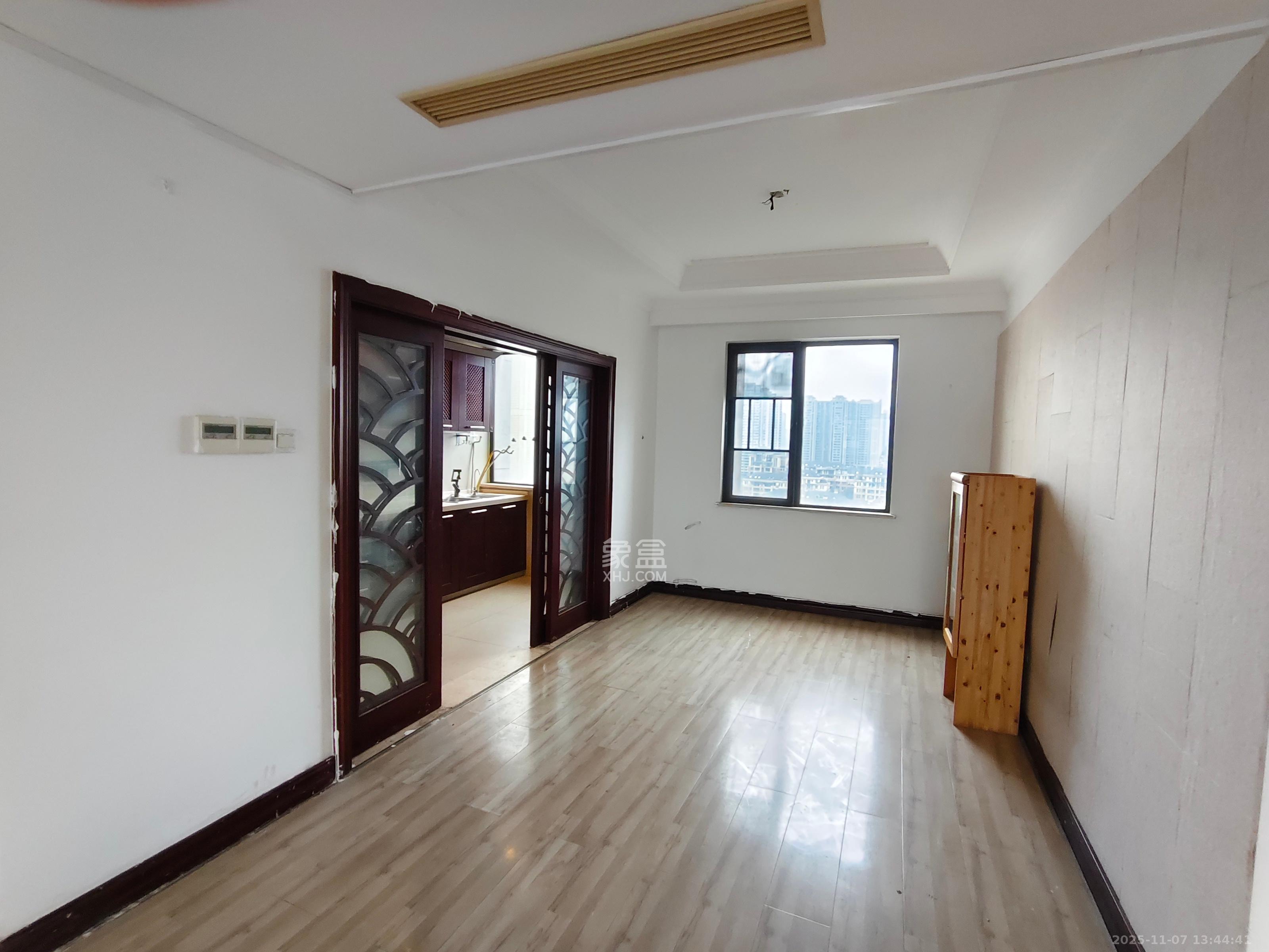 茂华禧都会  4室2厅1卫    4500.0元/月室内图