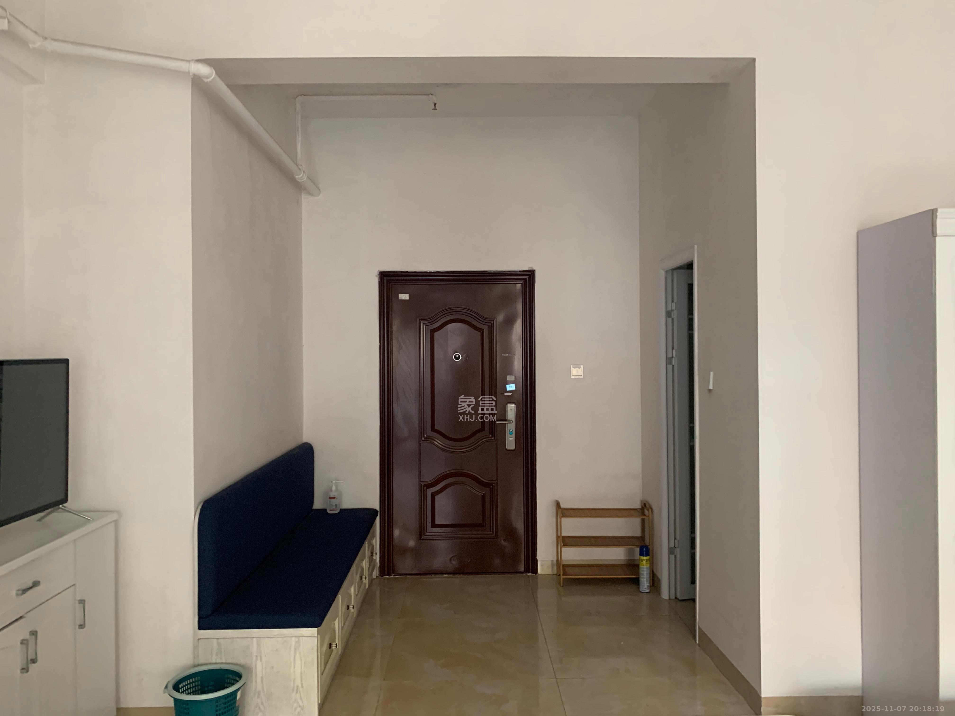 中南壹号院 1室1厅1卫 1850.0元/月 中南壹号院 1室1厅1卫 1850.0元/月室内图