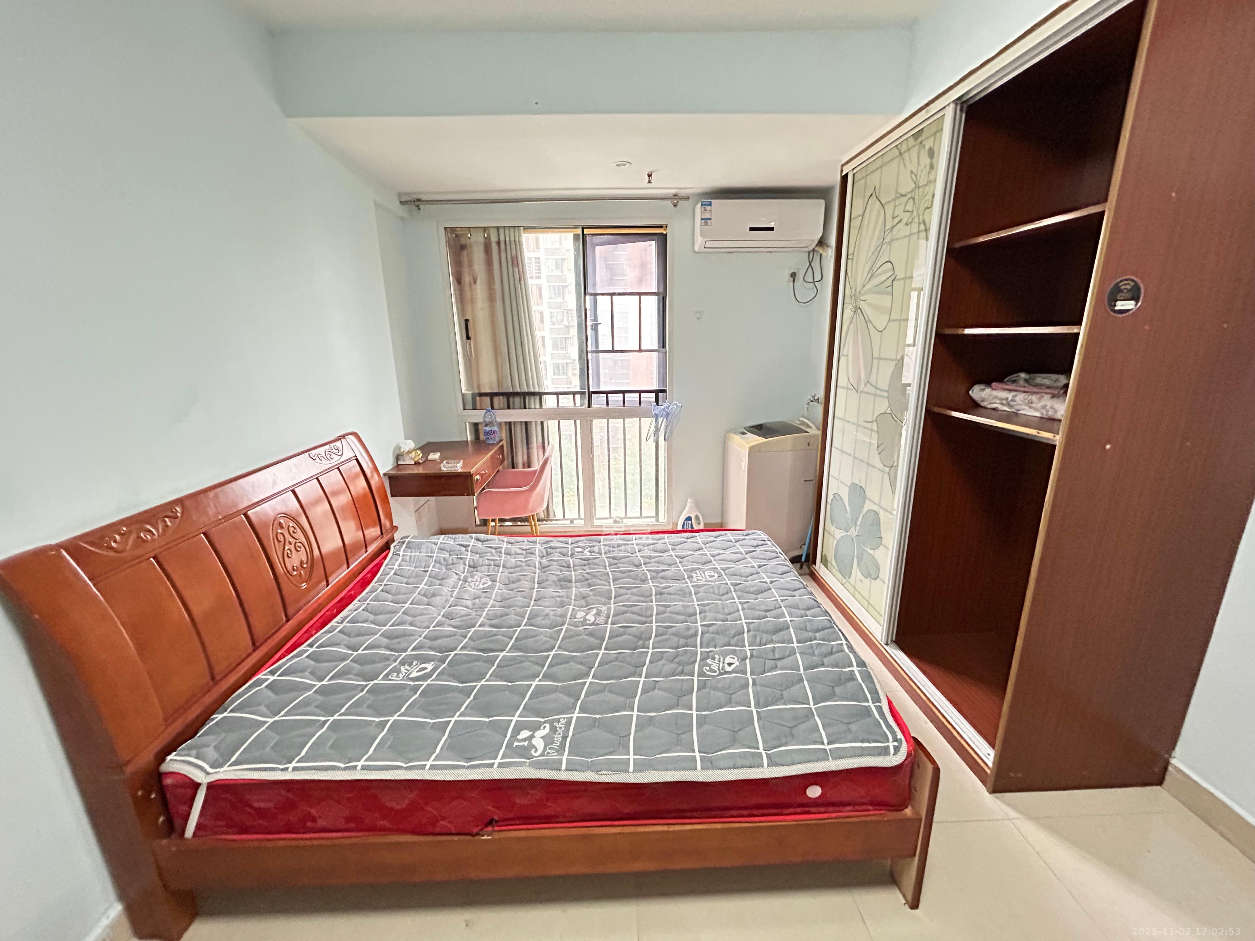 佳兴国际汇  1室1厅1卫    1400.0元/月室内图