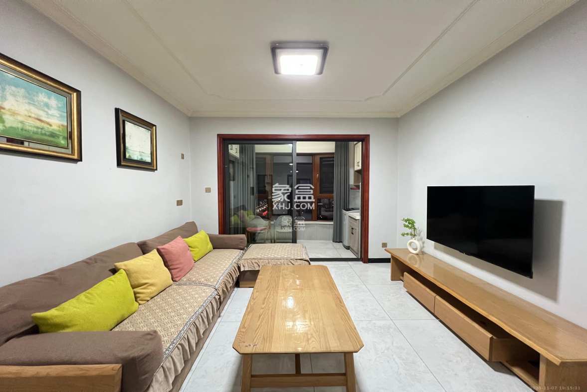 嘉雨兴园 2室1厅1卫 2800.0元/月 嘉雨兴园 2室1厅1卫 2800.0元/月室内图