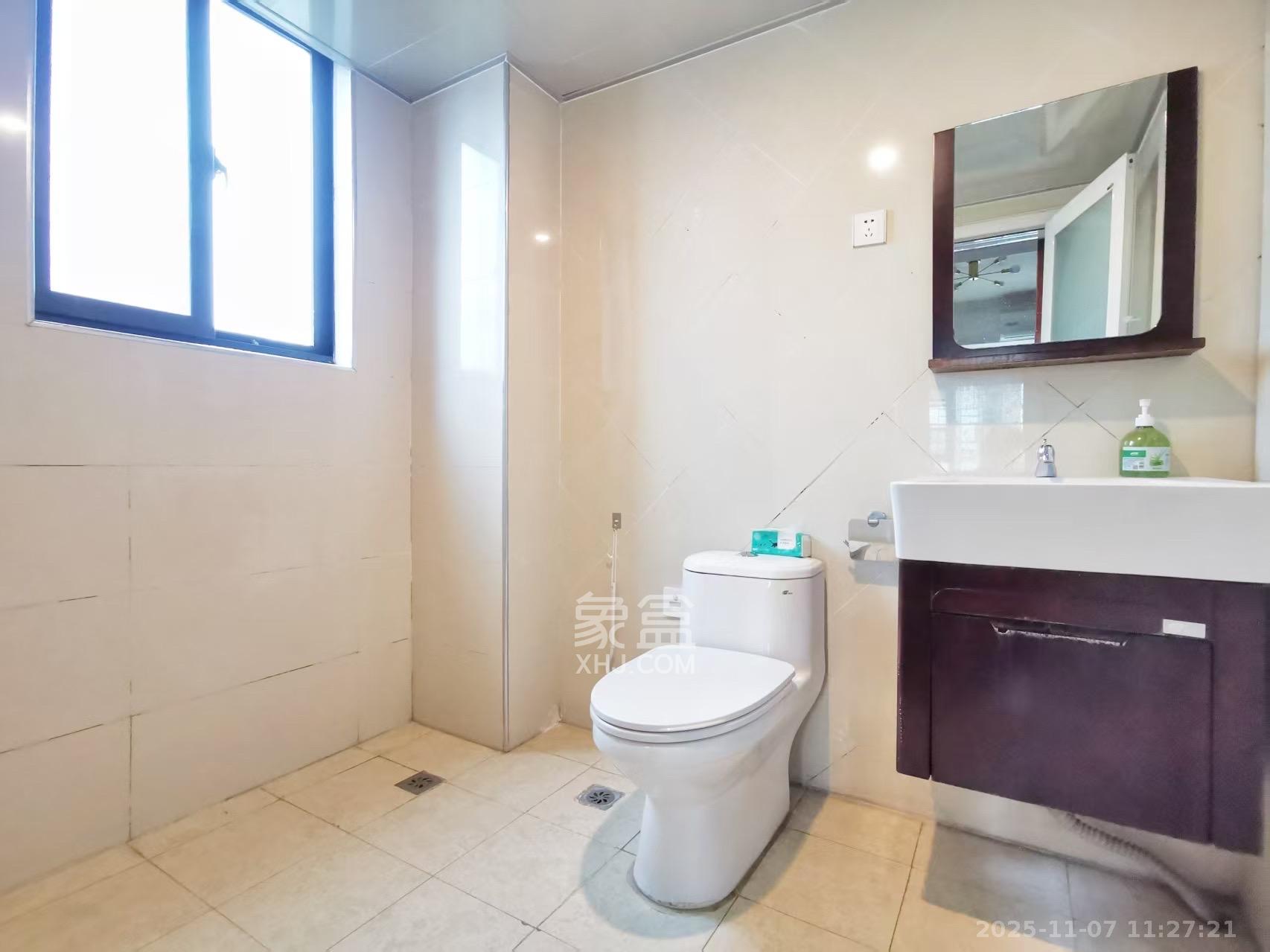 万象新天 3室1厅2卫 4000.0元/月 万象新天 3室1厅2卫 4000.0元/月室内图