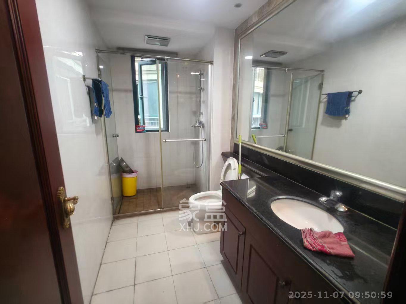 恒大城 3室2厅2卫 2600.0元/月 恒大城 3室2厅2卫 2600.0元/月室内图