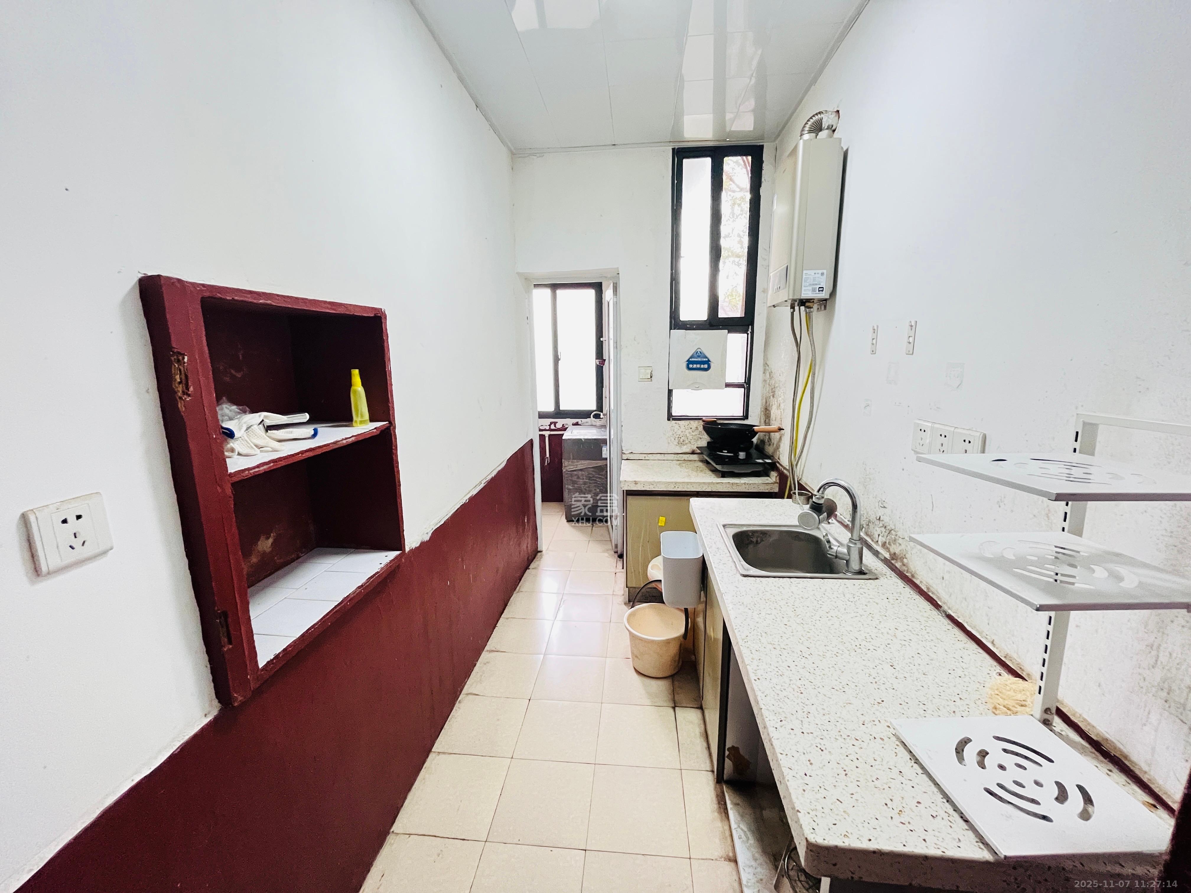 东瓜山二村  1室1厅1卫    1000.0元/月室内图