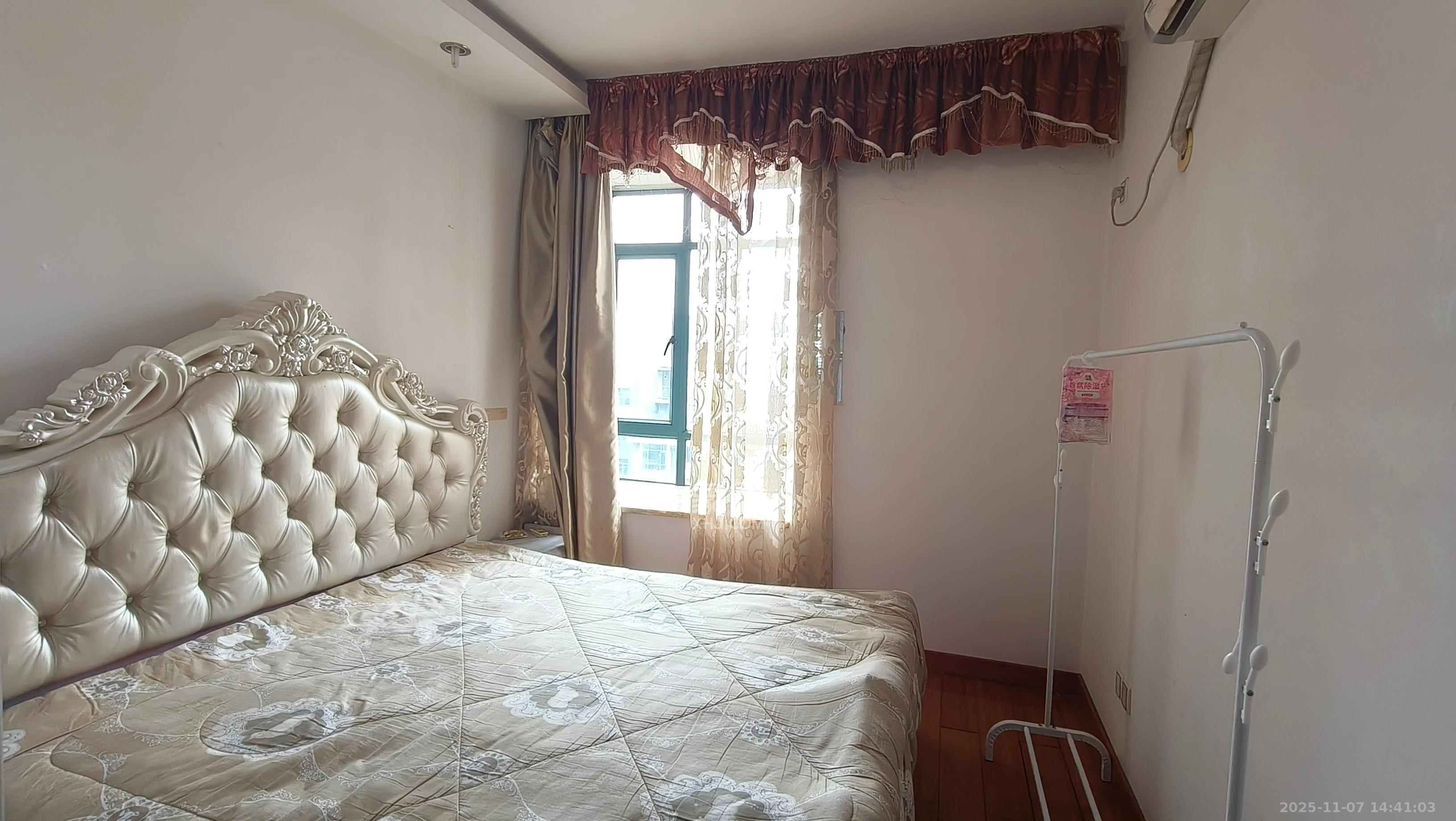 中江国际花城  1室1厅1卫    1700.0元/月室内图