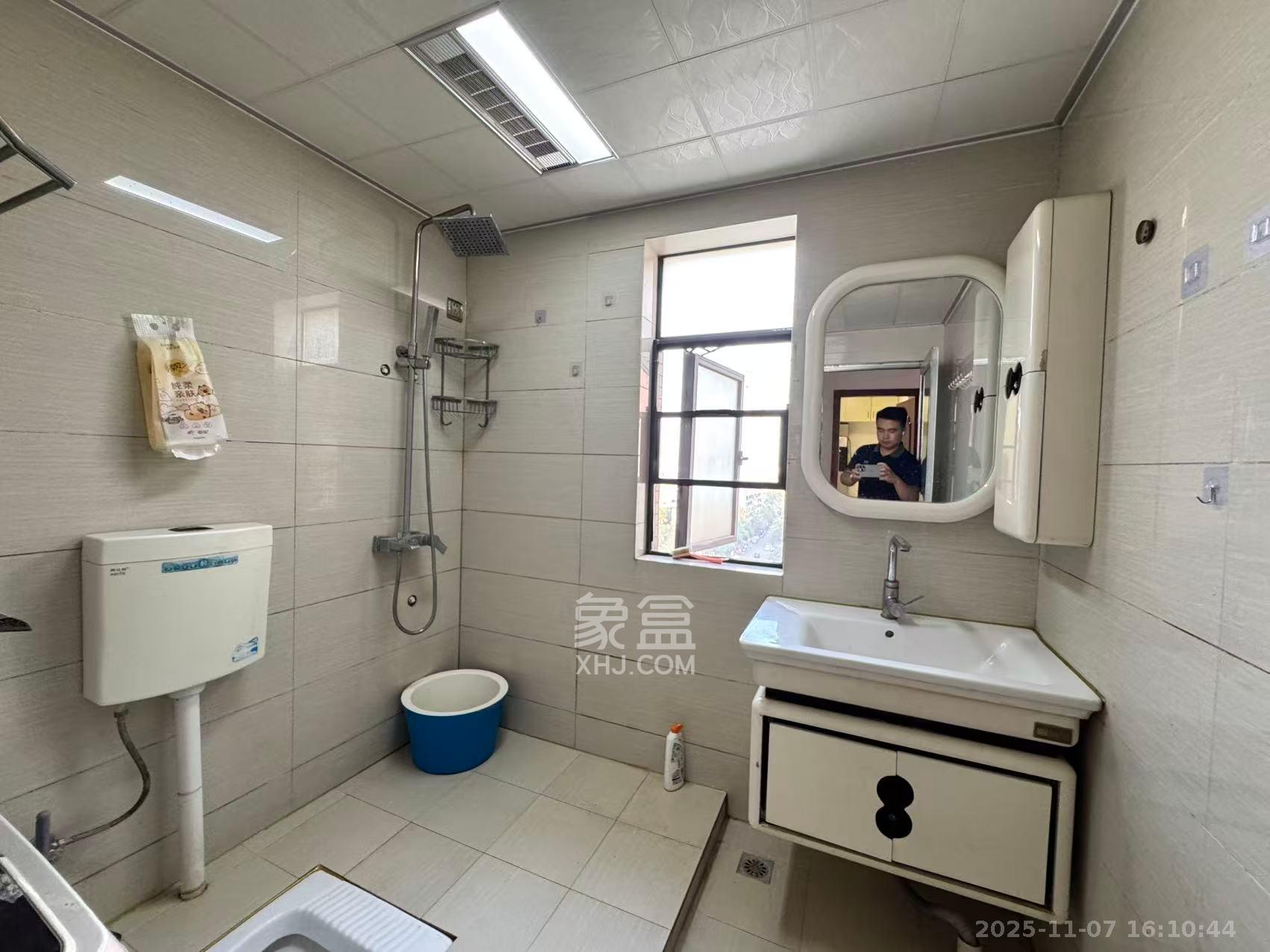 上峰苑（兰亭玥岛）  2室1厅1卫    2000.0元/月室内图