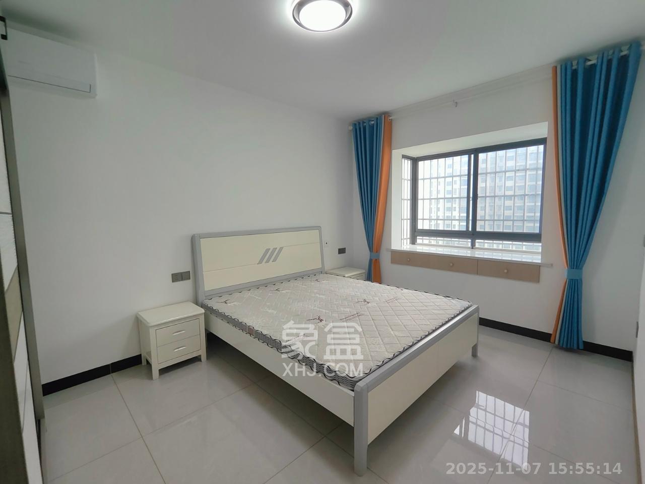 坪山家园  3室2厅2卫    1800.0元/月