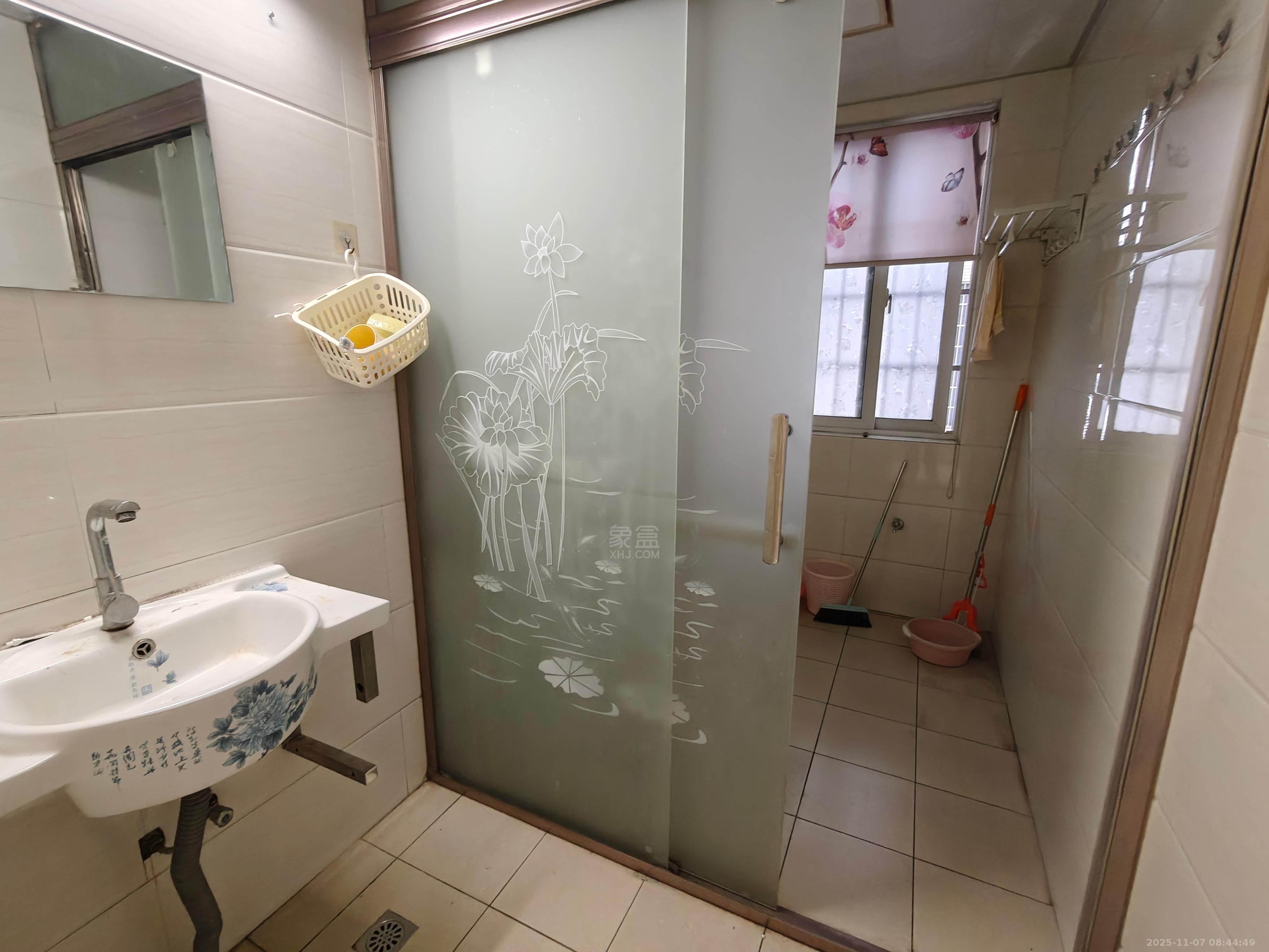 翠谷城 3室2厅2卫 2000.0元/月 翠谷城 3室2厅2卫 2000.0元/月室内图