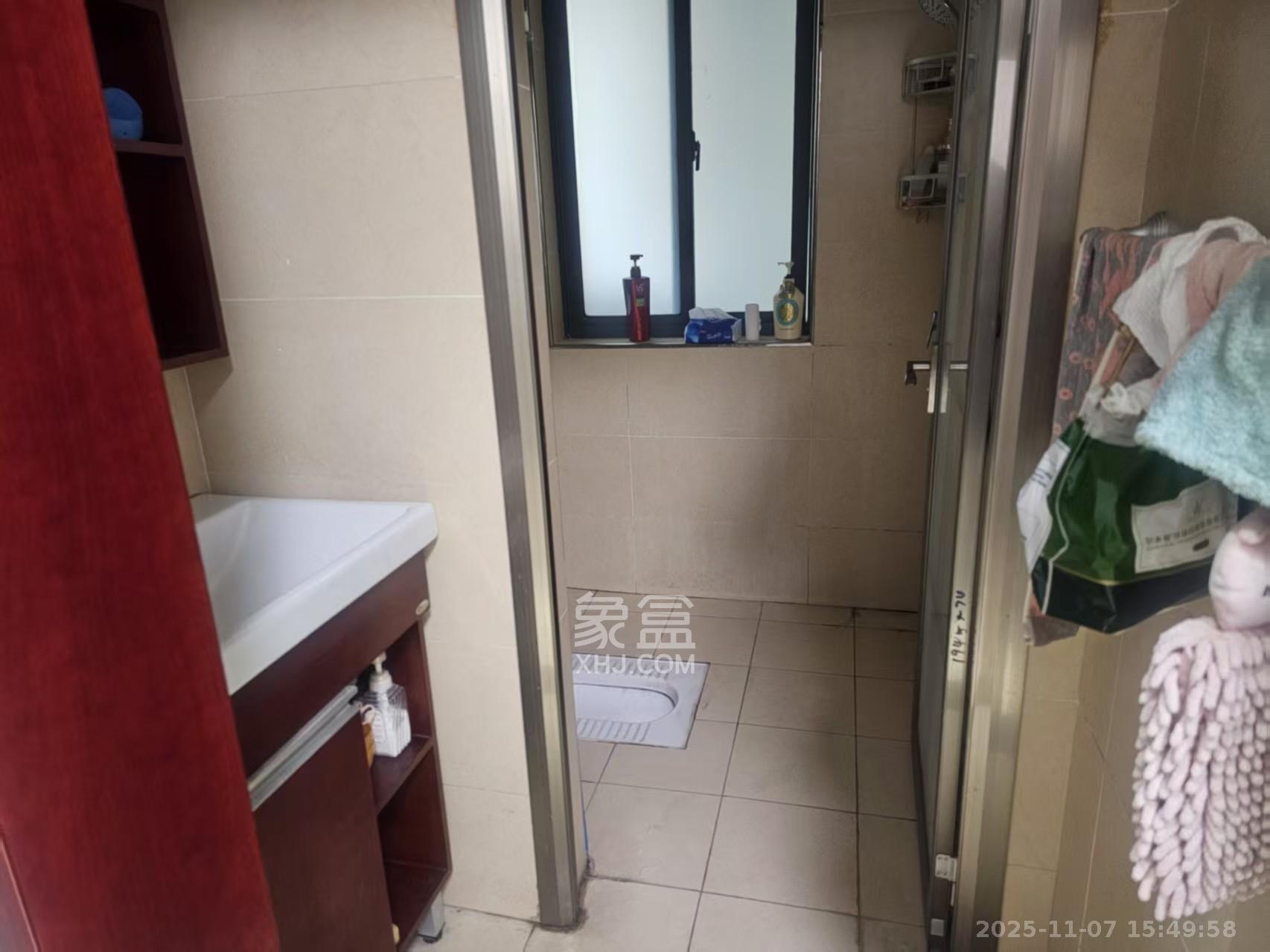 高信向日葵  2室2厅1卫    2600.0元/月室内图