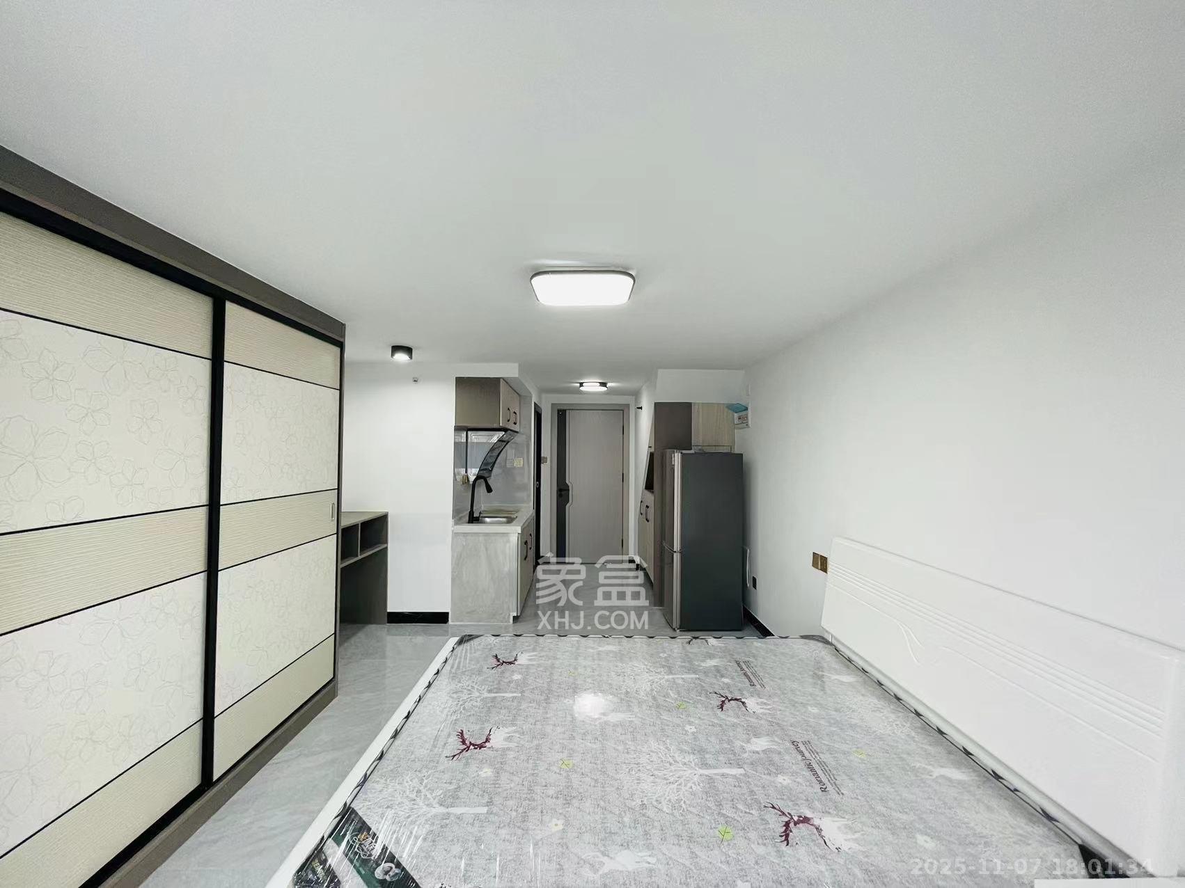 金地中交麓谷香颂(金地中交雅苑)  1室1厅1卫    1300.0元/月