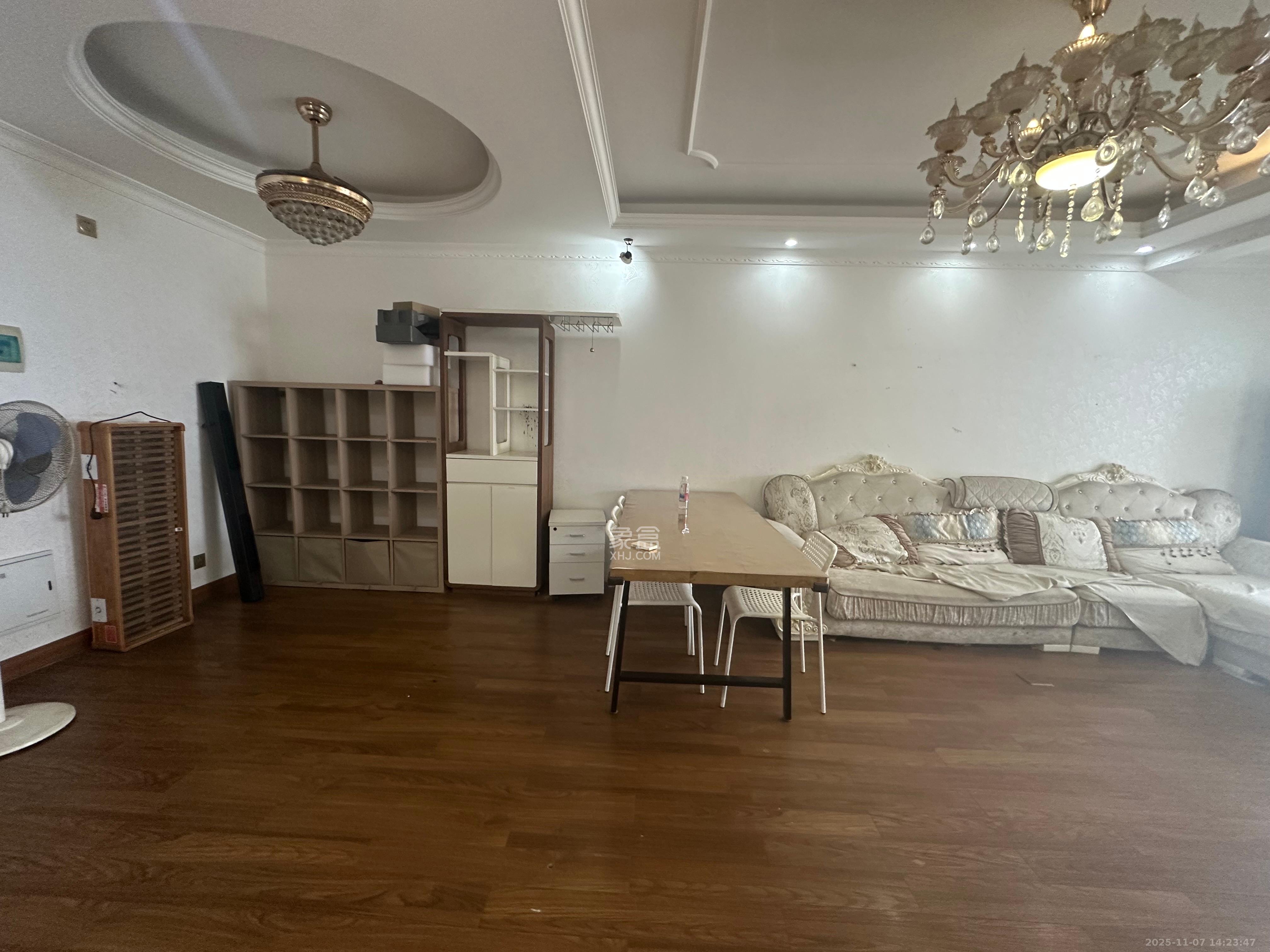 剑桥名门 2室1厅1卫 2200.0元/月 剑桥名门 2室1厅1卫 2200.0元/月室内图