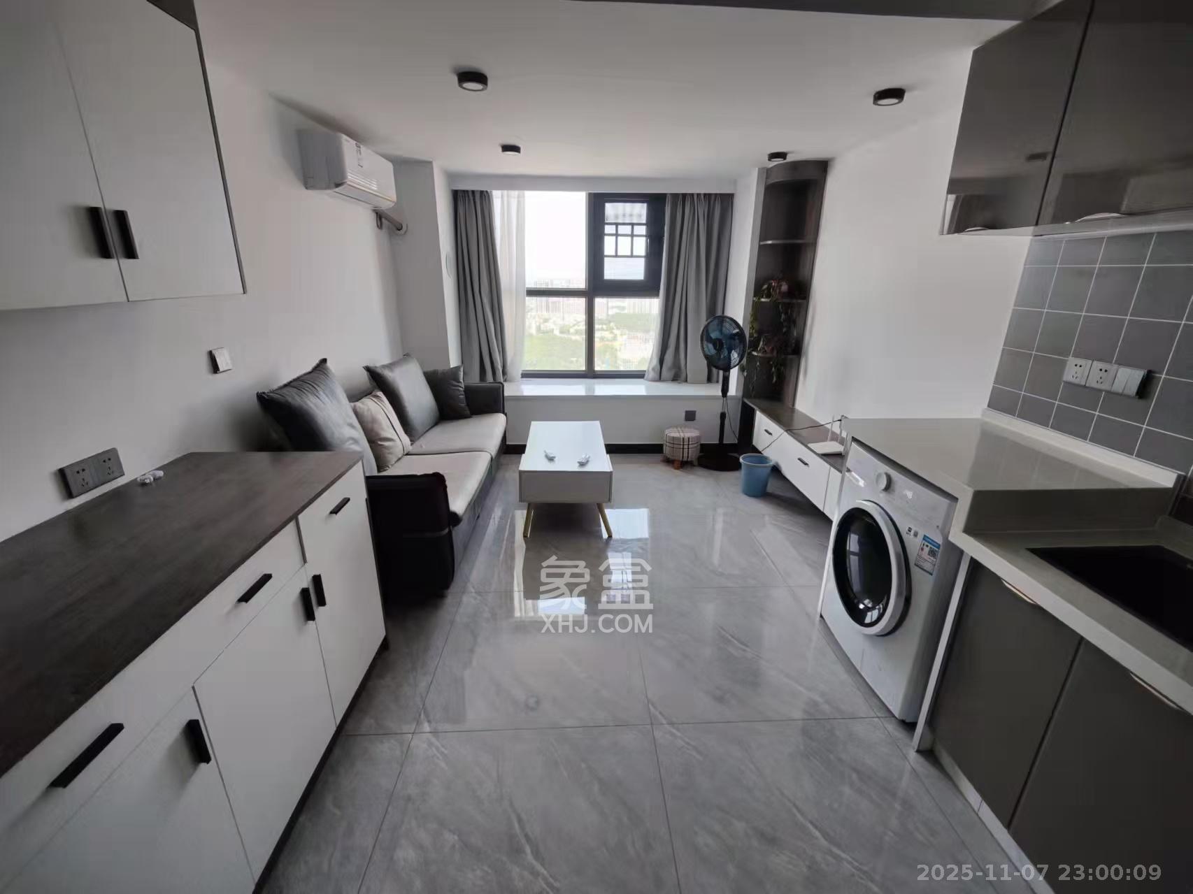 弘坤云寓 1室2厅1卫 2200.0元/月 弘坤云寓 1室2厅1卫 2200.0元/月室内图