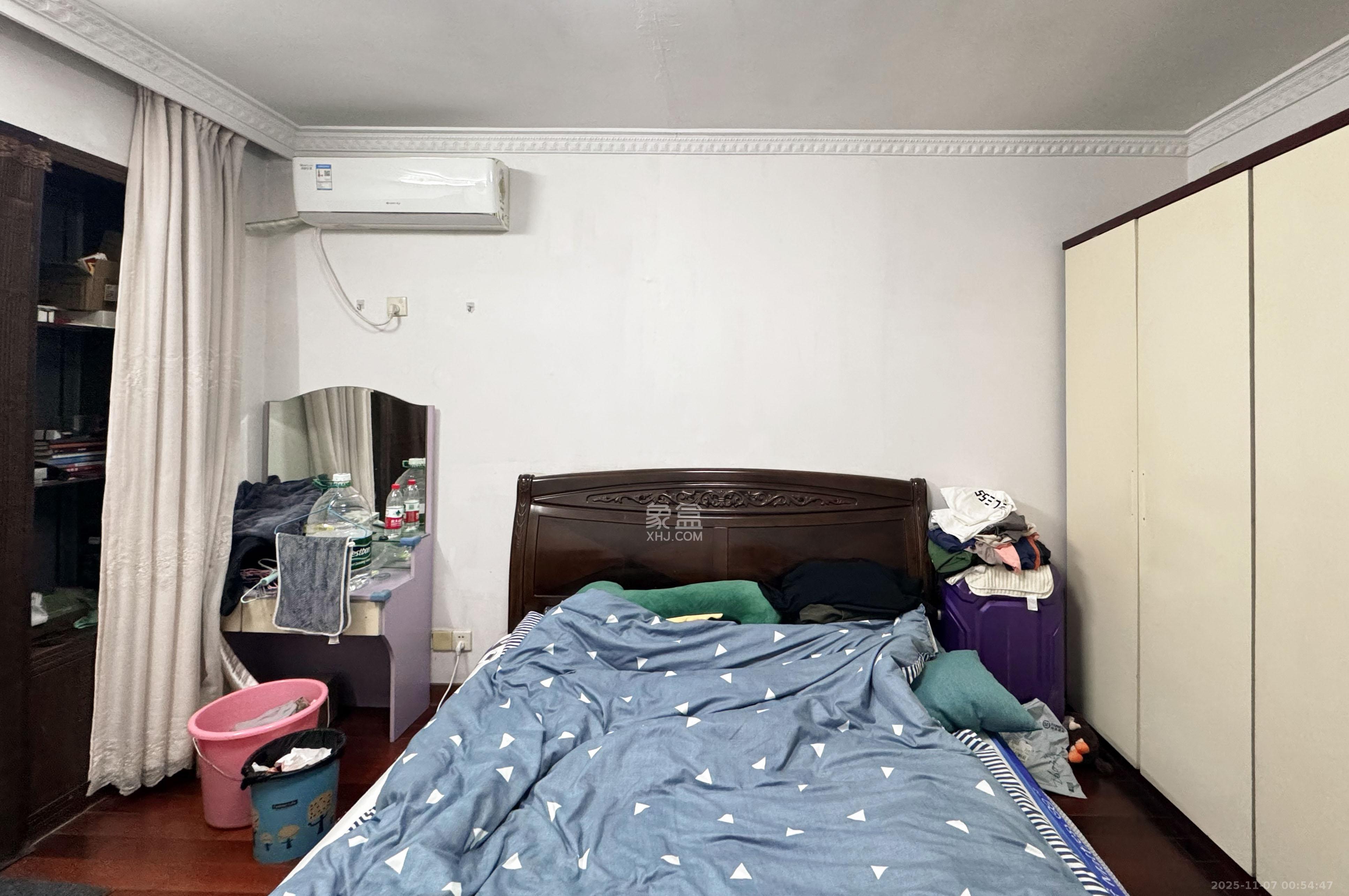 恩瑞麓山名园（龙王港小区）  3室2厅1卫    89.0万其他