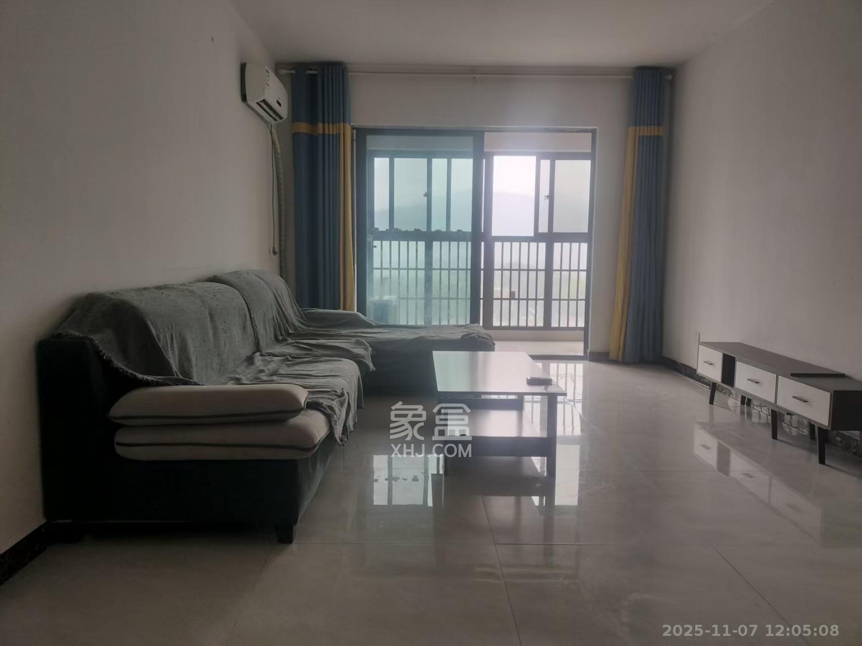 达美D6区  2室2厅1卫    2000.0元/月