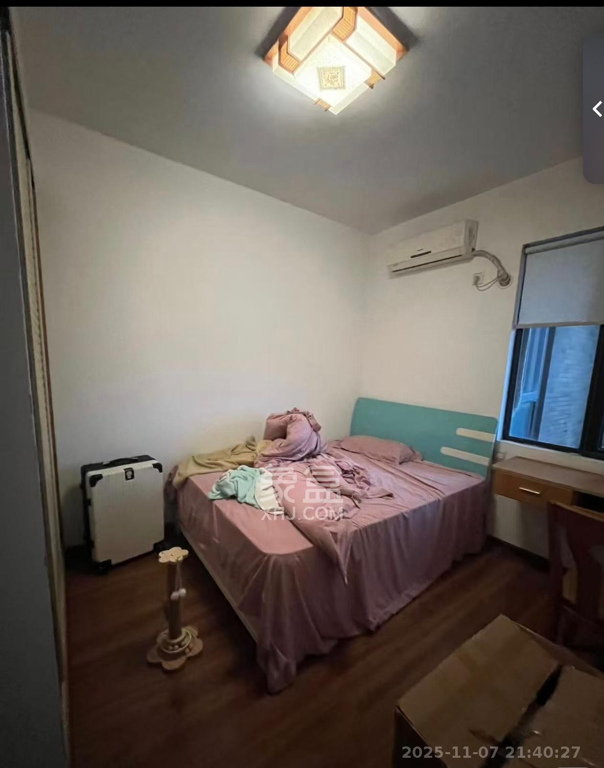 湘府9号  2室2厅1卫    2100.0元/月室内图