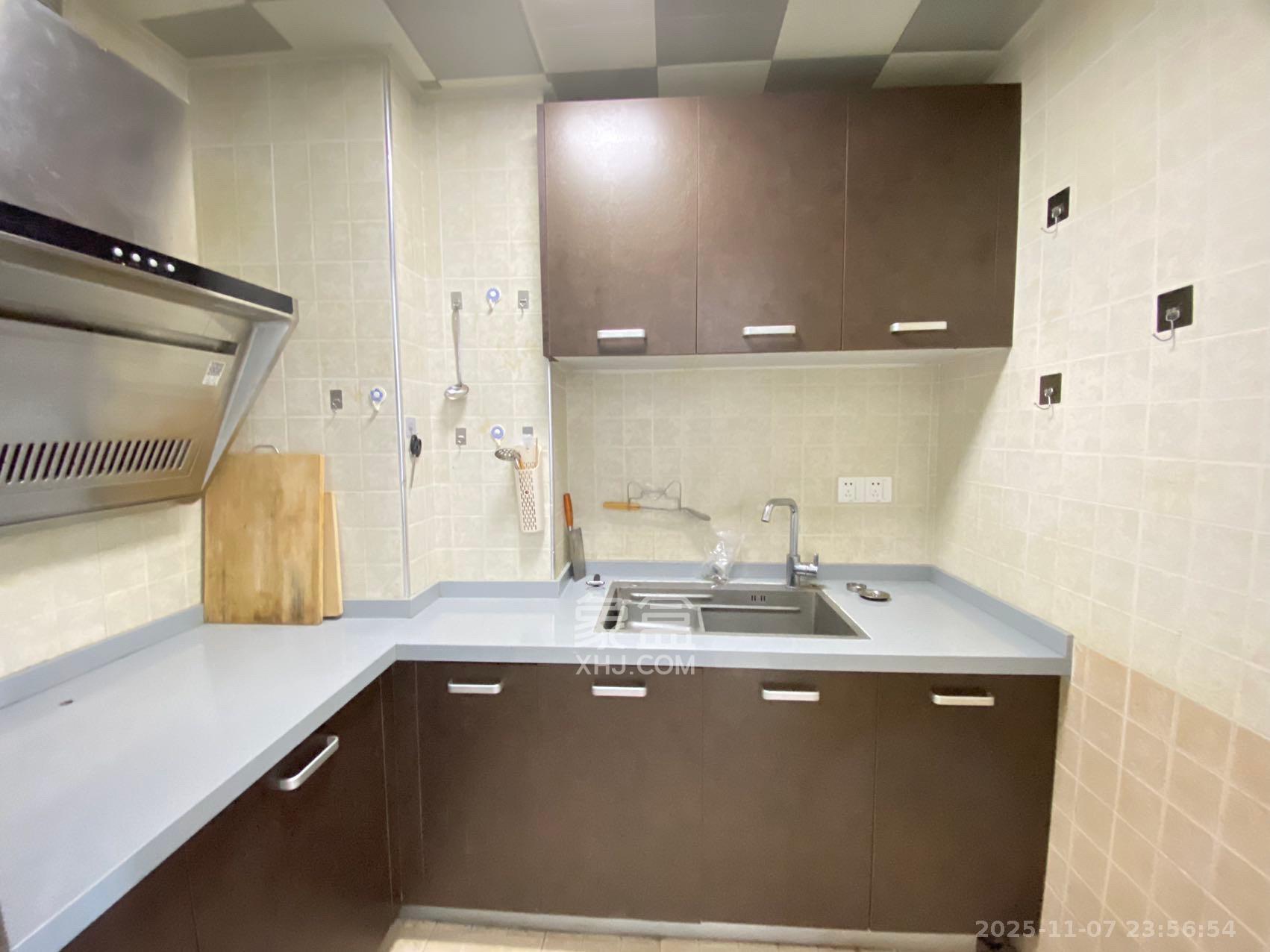 长城华都  1室1厅1卫    1600.0元/月室内图