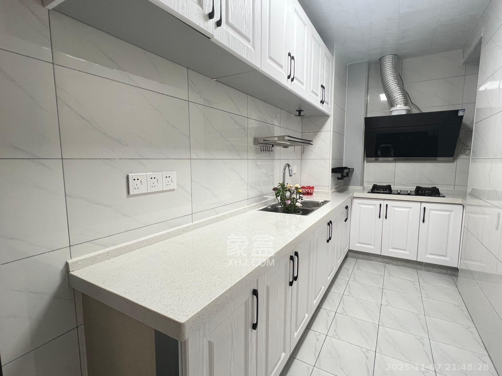 北辰三角洲C3区 3室2厅2卫 4500.0元/月 北辰三角洲C3区 3室2厅2卫 4500.0元/月室内图