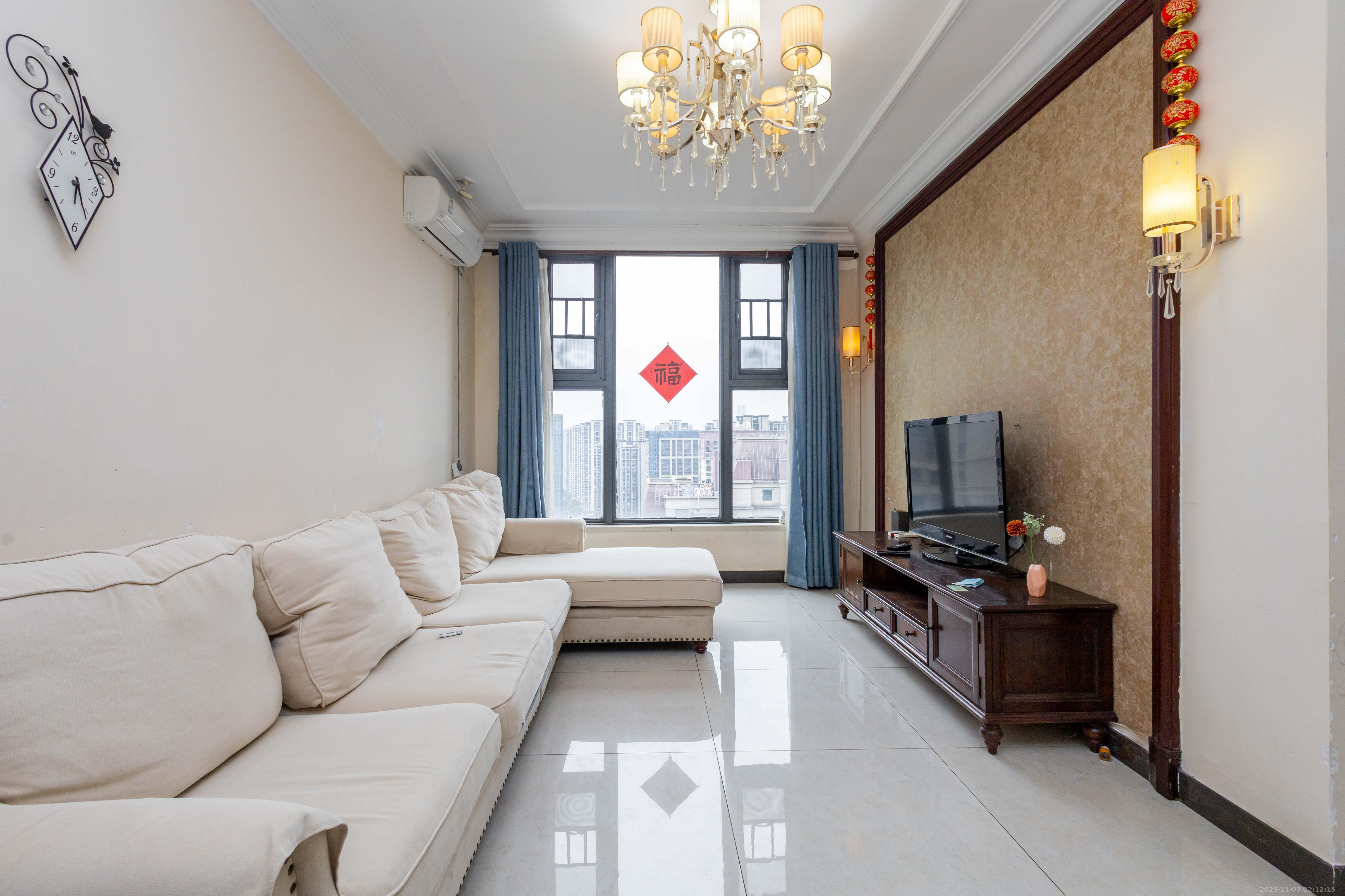 恒大江湾  3室2厅2卫    102.0万