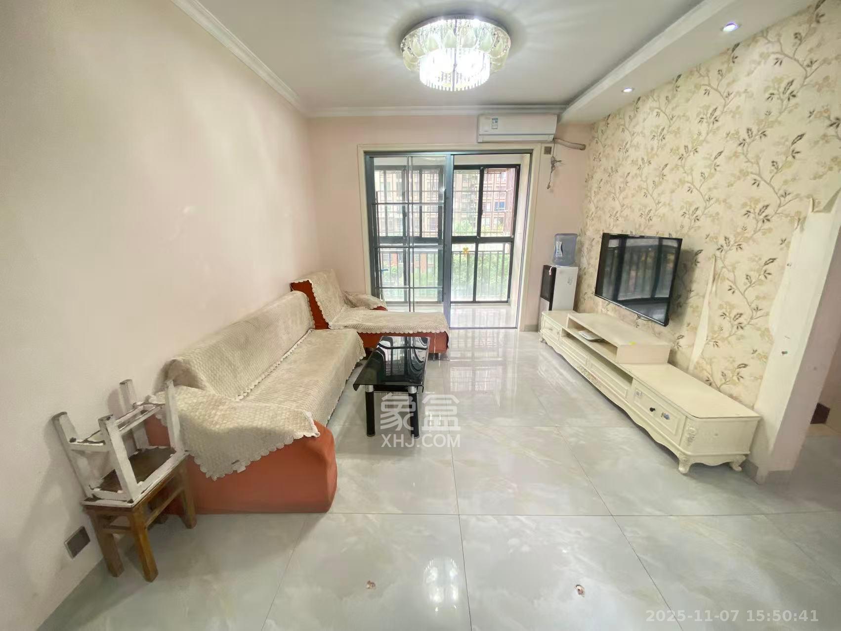 鑫科明珠 2室2厅1卫 2200.0元/月 鑫科明珠 2室2厅1卫 2200.0元/月室内图